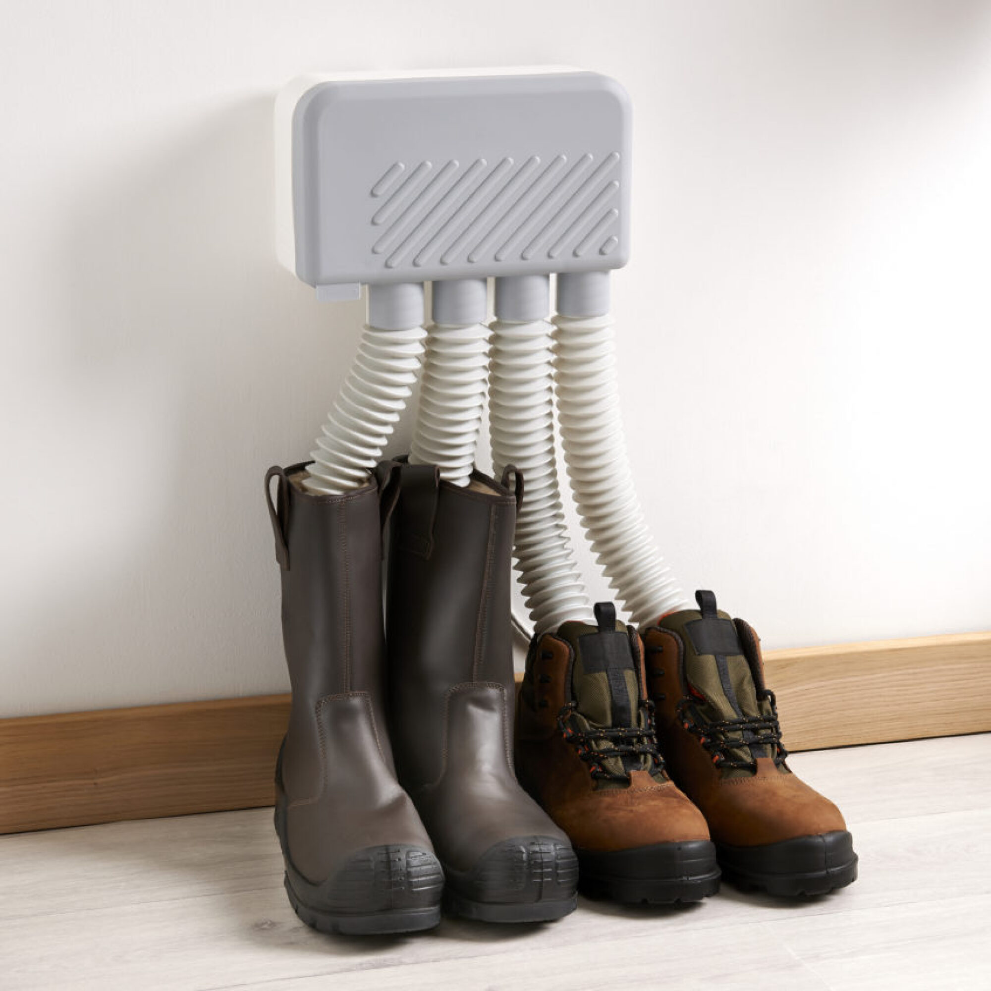 Sèche-chaussures électrique ventilant