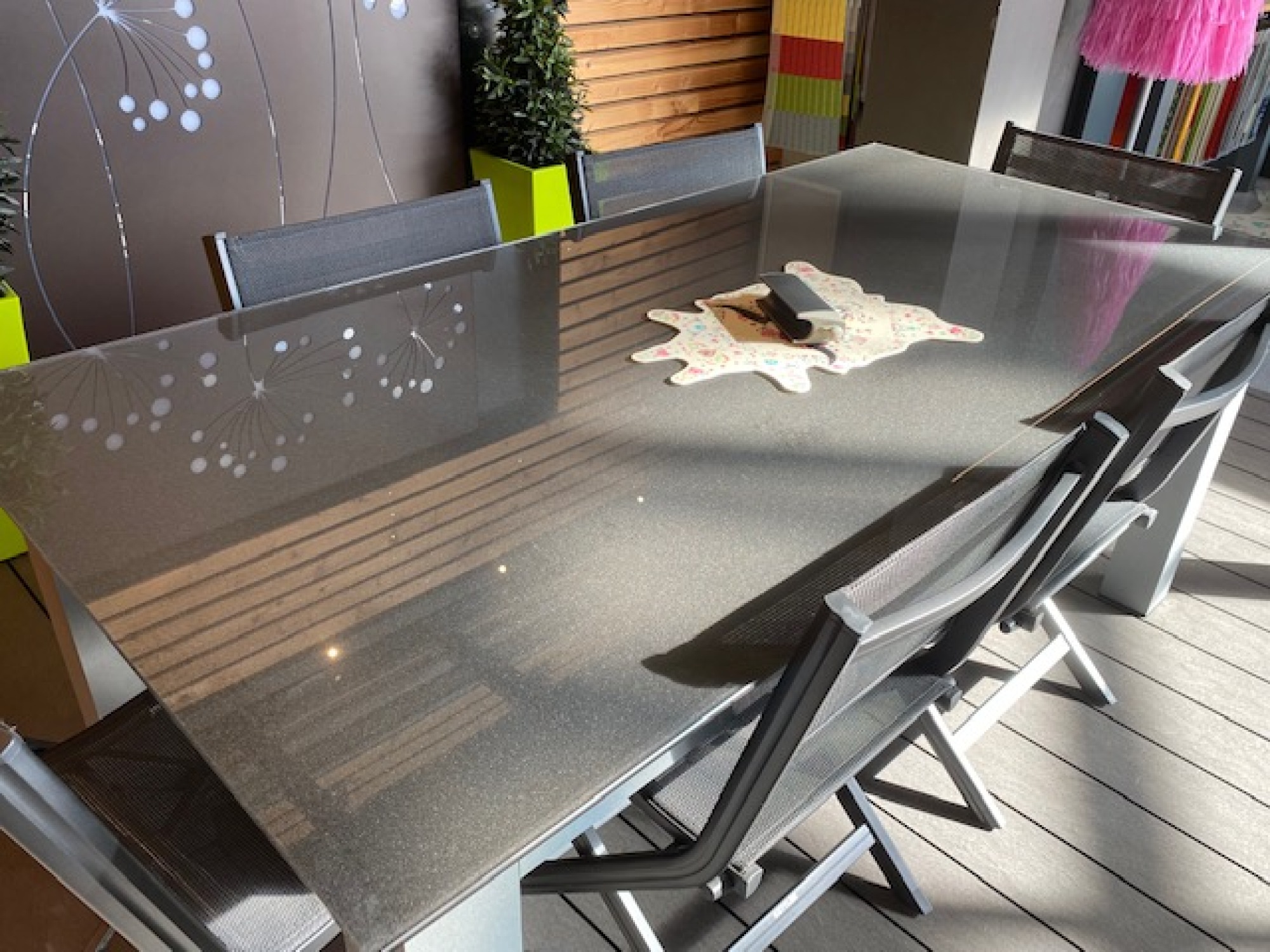 Table de jardin + 6 chaises