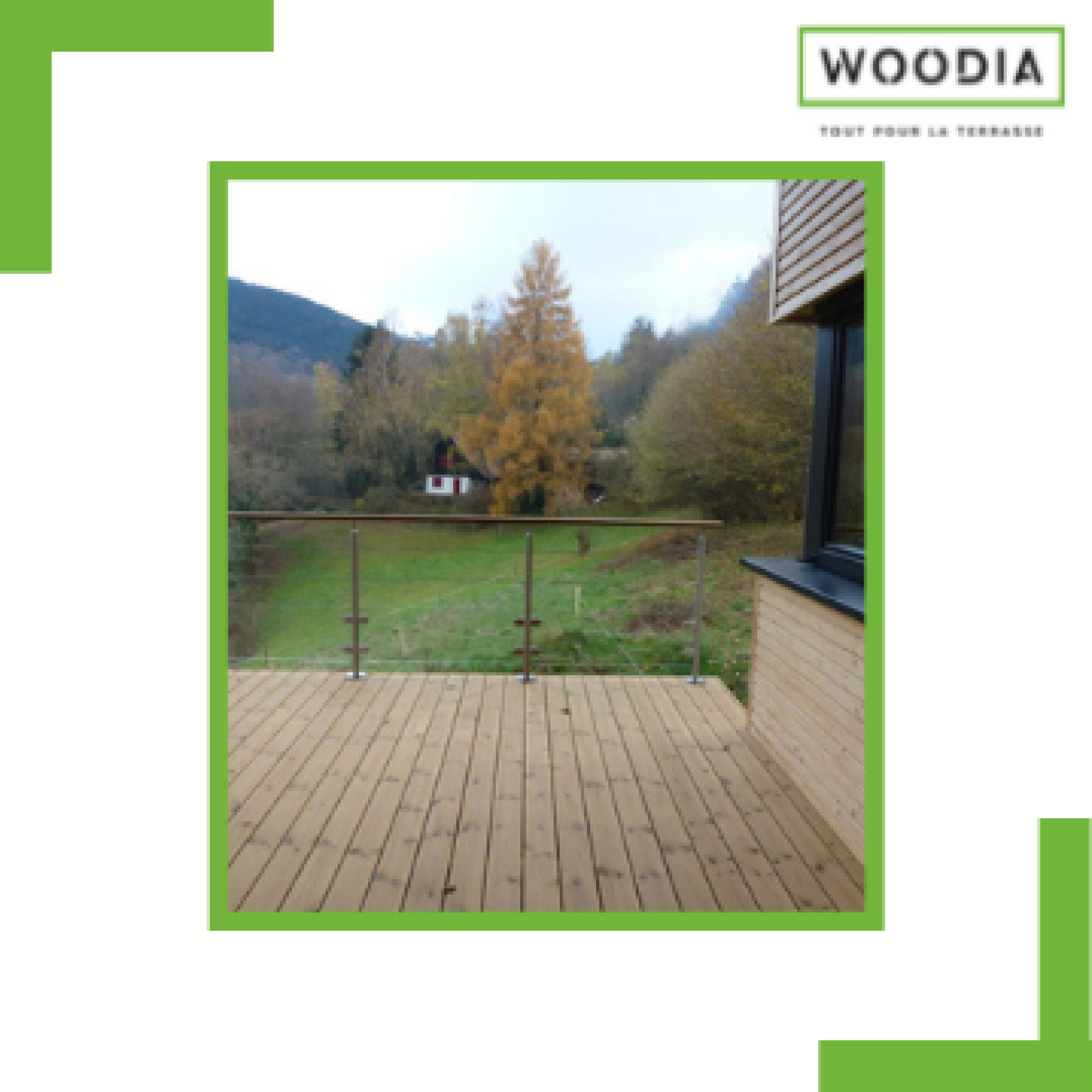 Terrasse en poteaux en Thermopin de DE 23M2