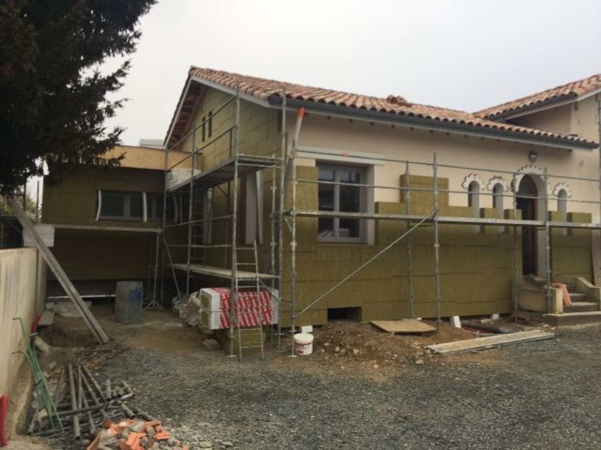 Isolation thermique extérieur en laine de roche