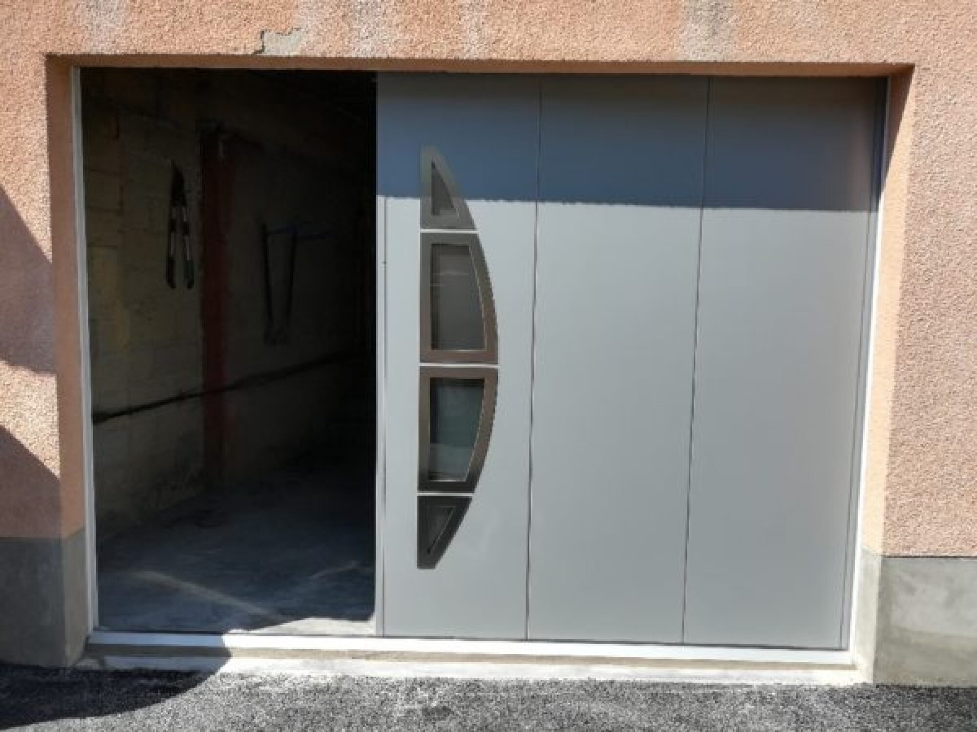 Porte de garage coulissante
