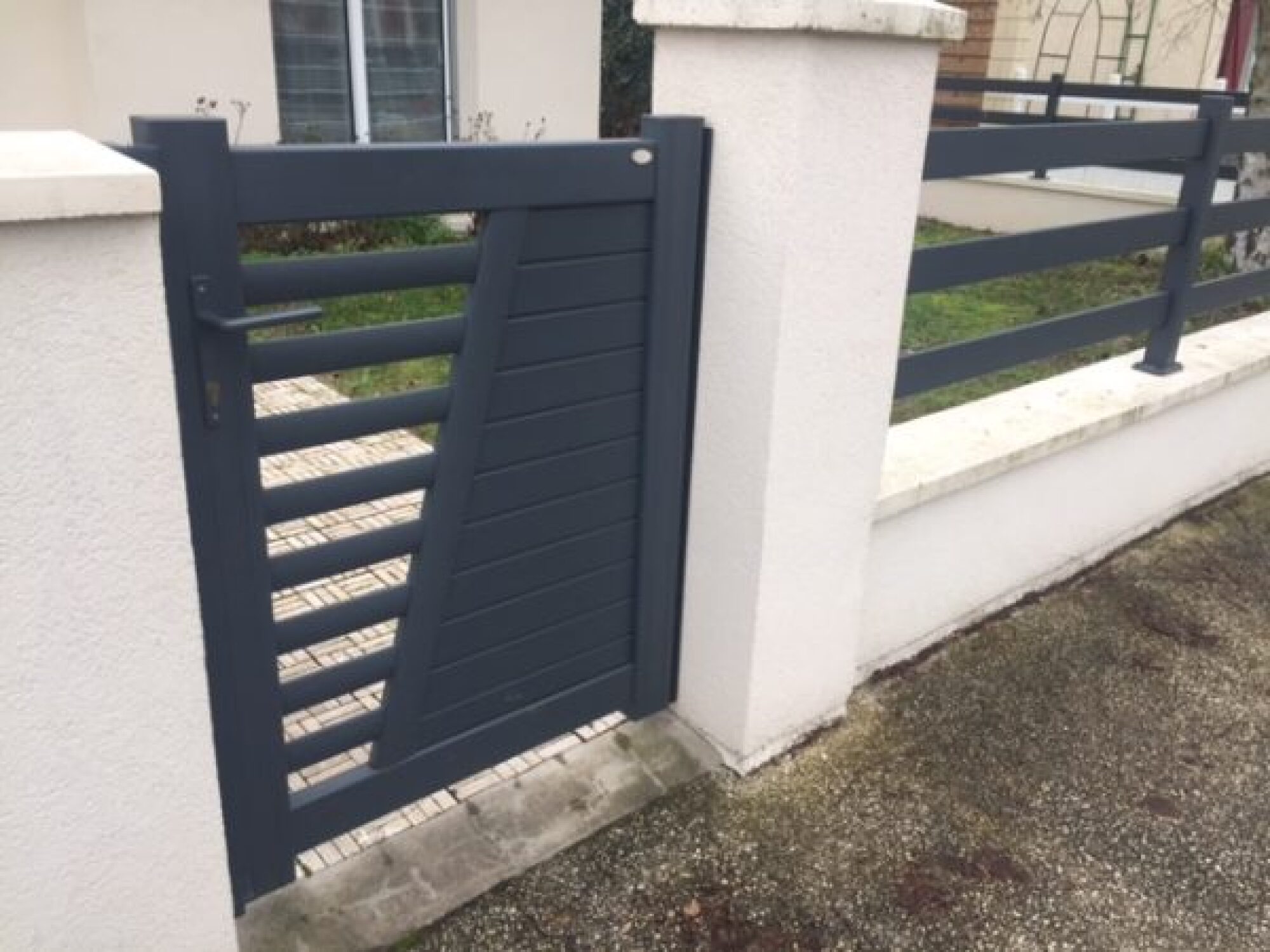 Pose et fourniture de portillon