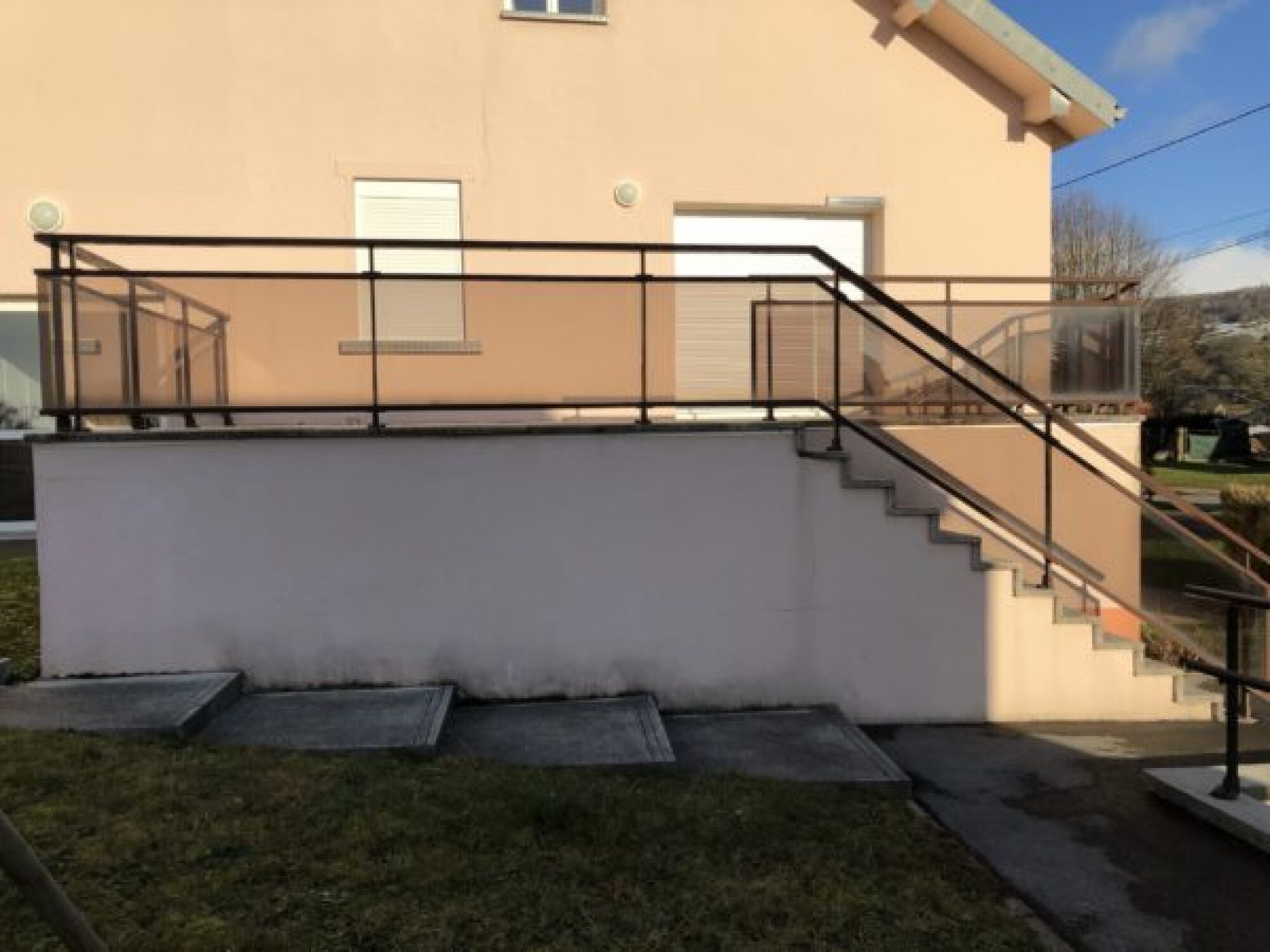 Pose et fourniture de garde-corps