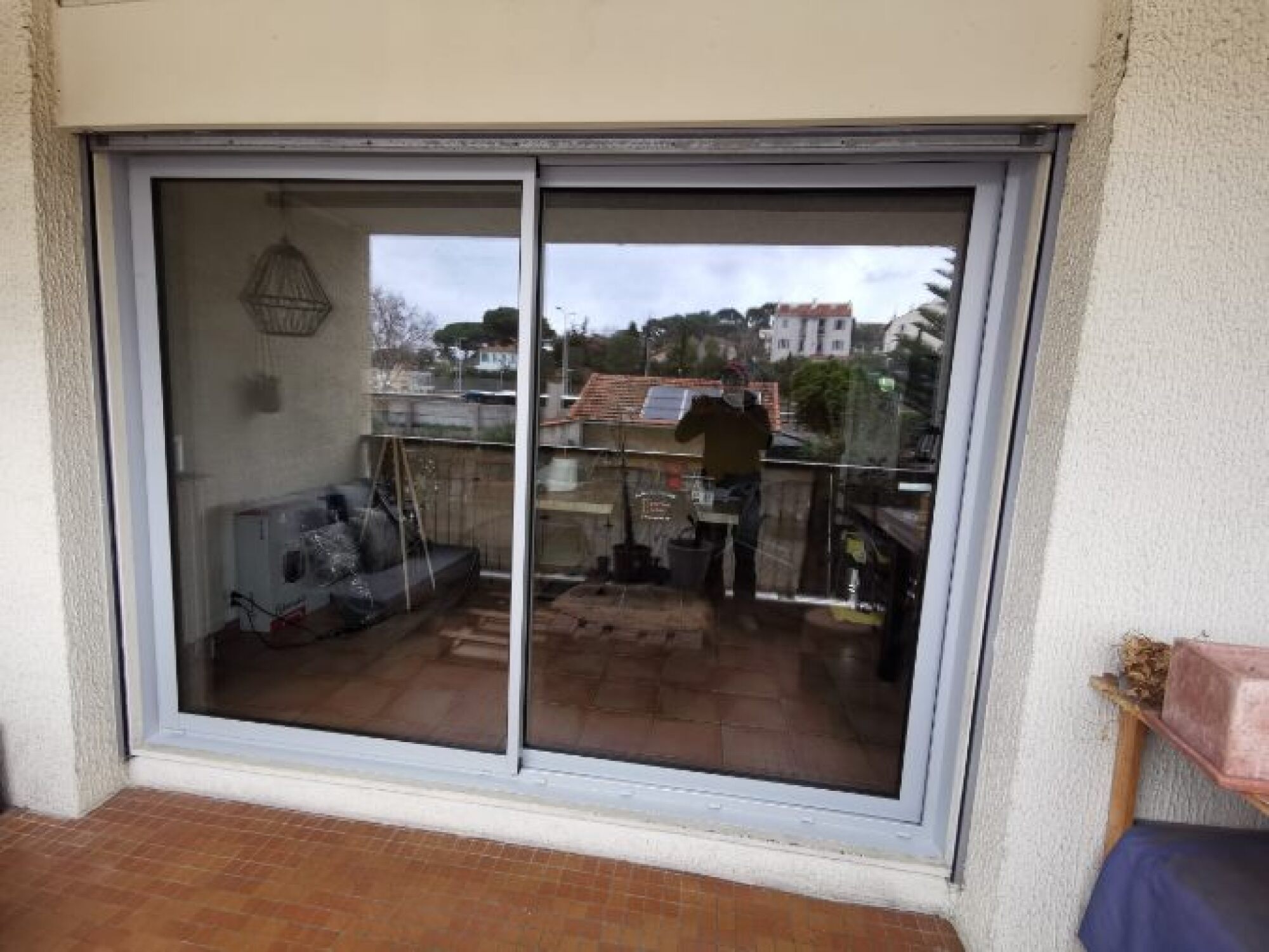 Coulissant aluminium 2 vantaux et 2 rails