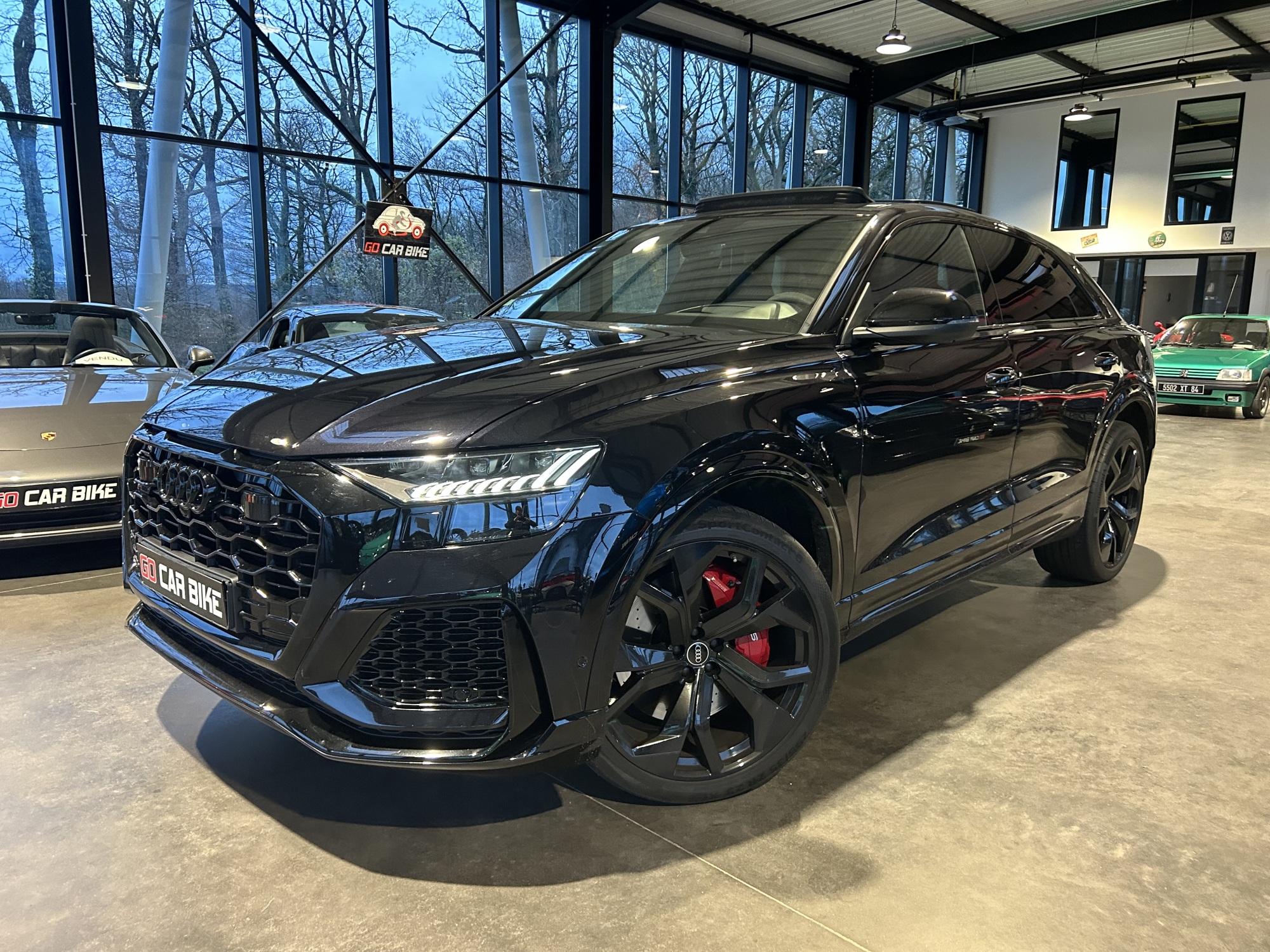 RSQ8 600ch Full Black Française