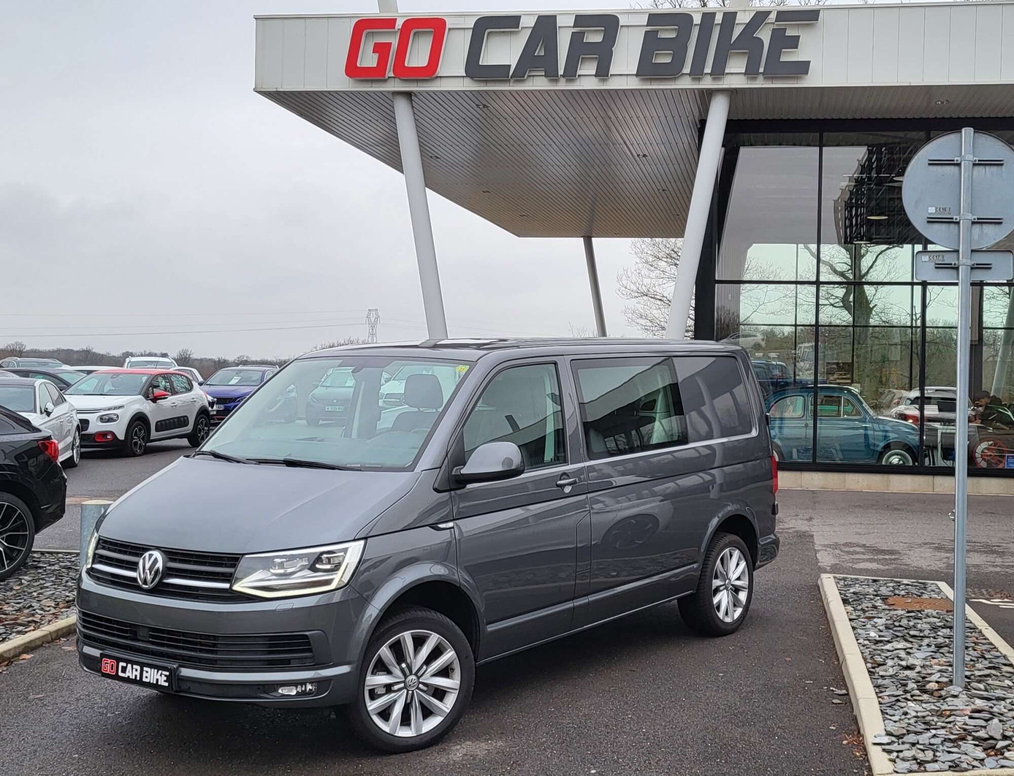 Transporter T6 ProCab 5 places TDI 204 DSG moteur 60000 kms