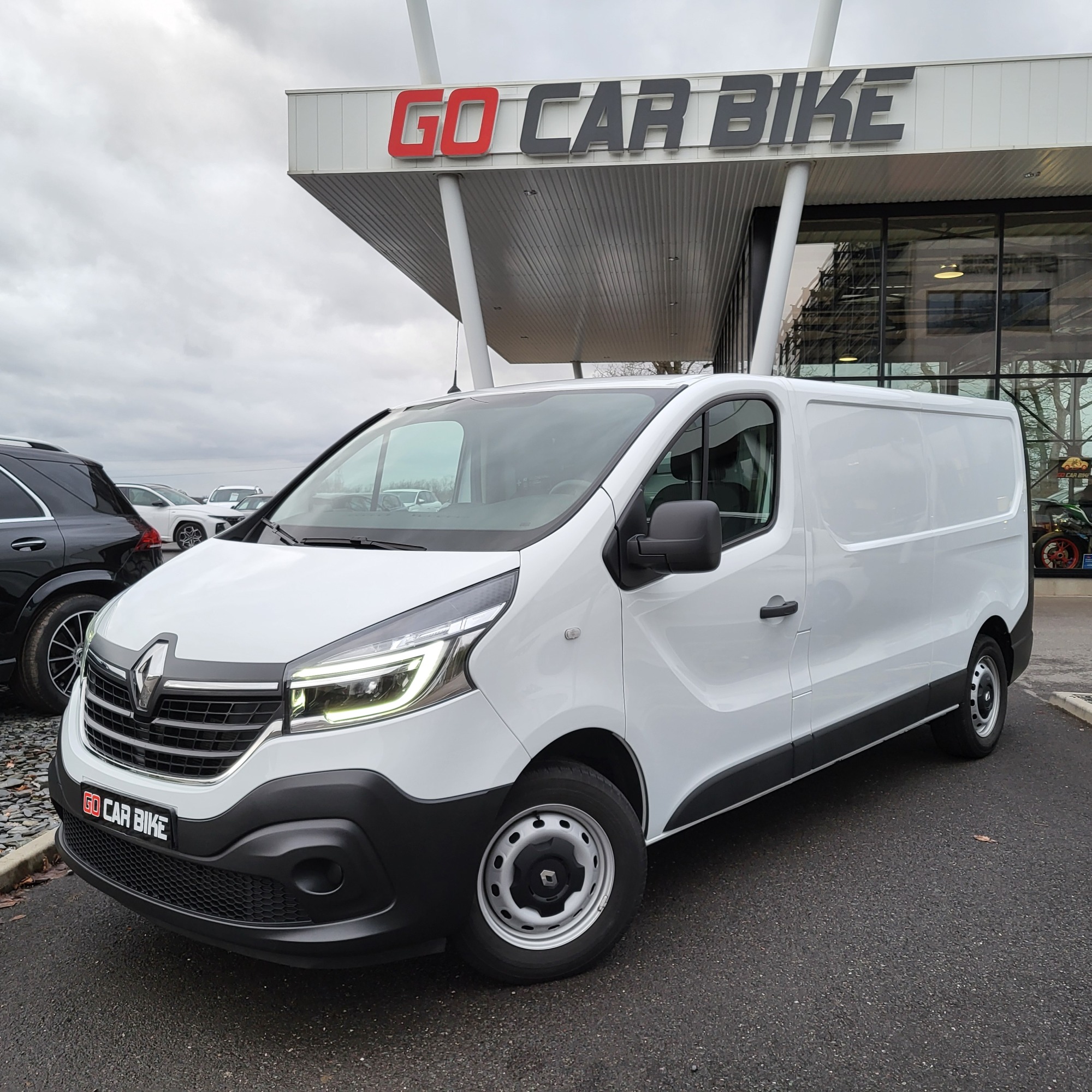 Trafic Fourgon L2H1 dci 120