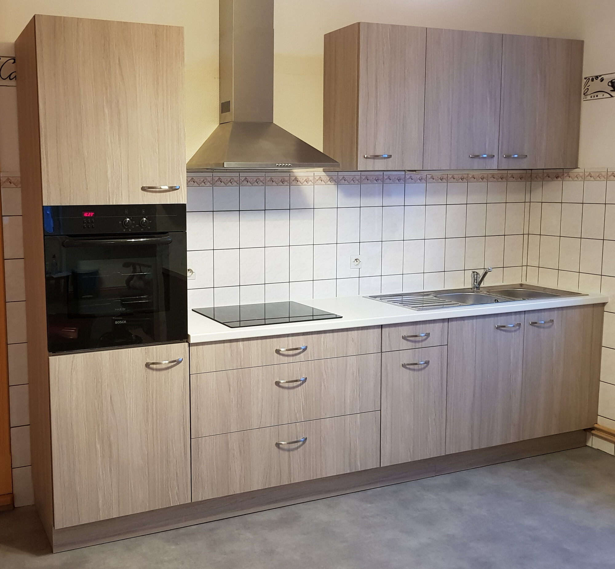 Cuisinettes en bois + de 3 mètres