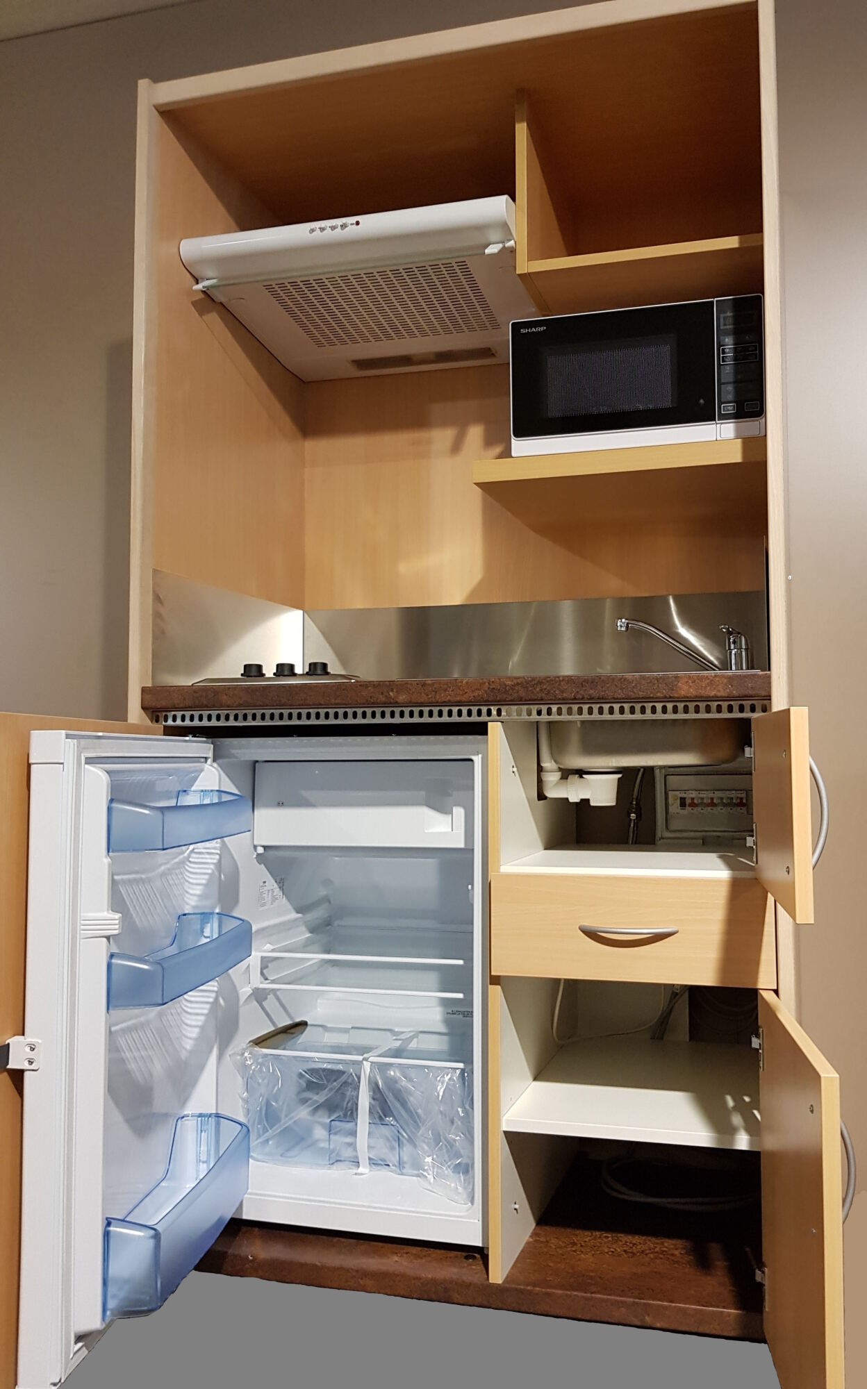 Cuisinettes bois monobloc ouverte