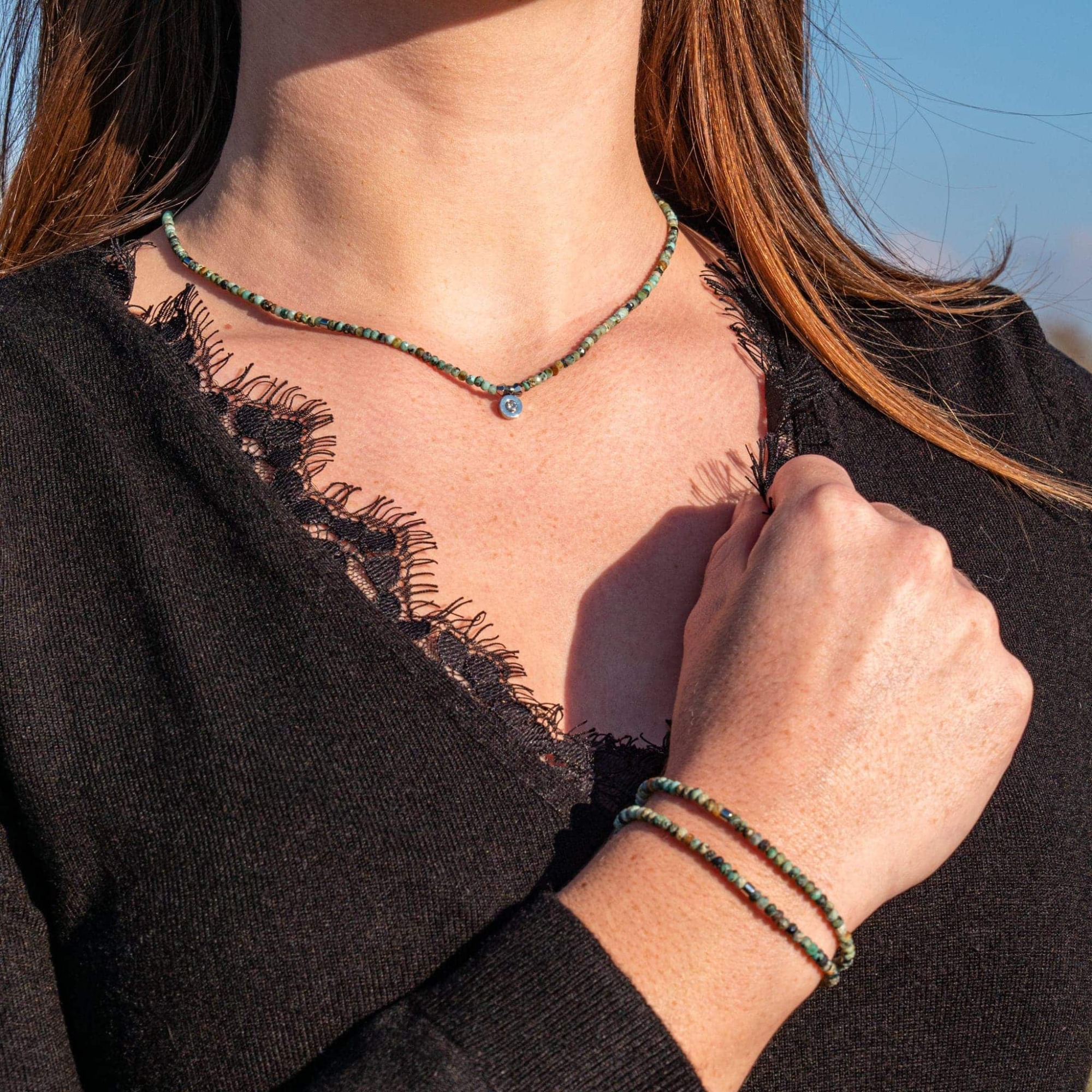 Collier, bracelet et boucles d'oreilles Lumia en pierres Turquoise Africain