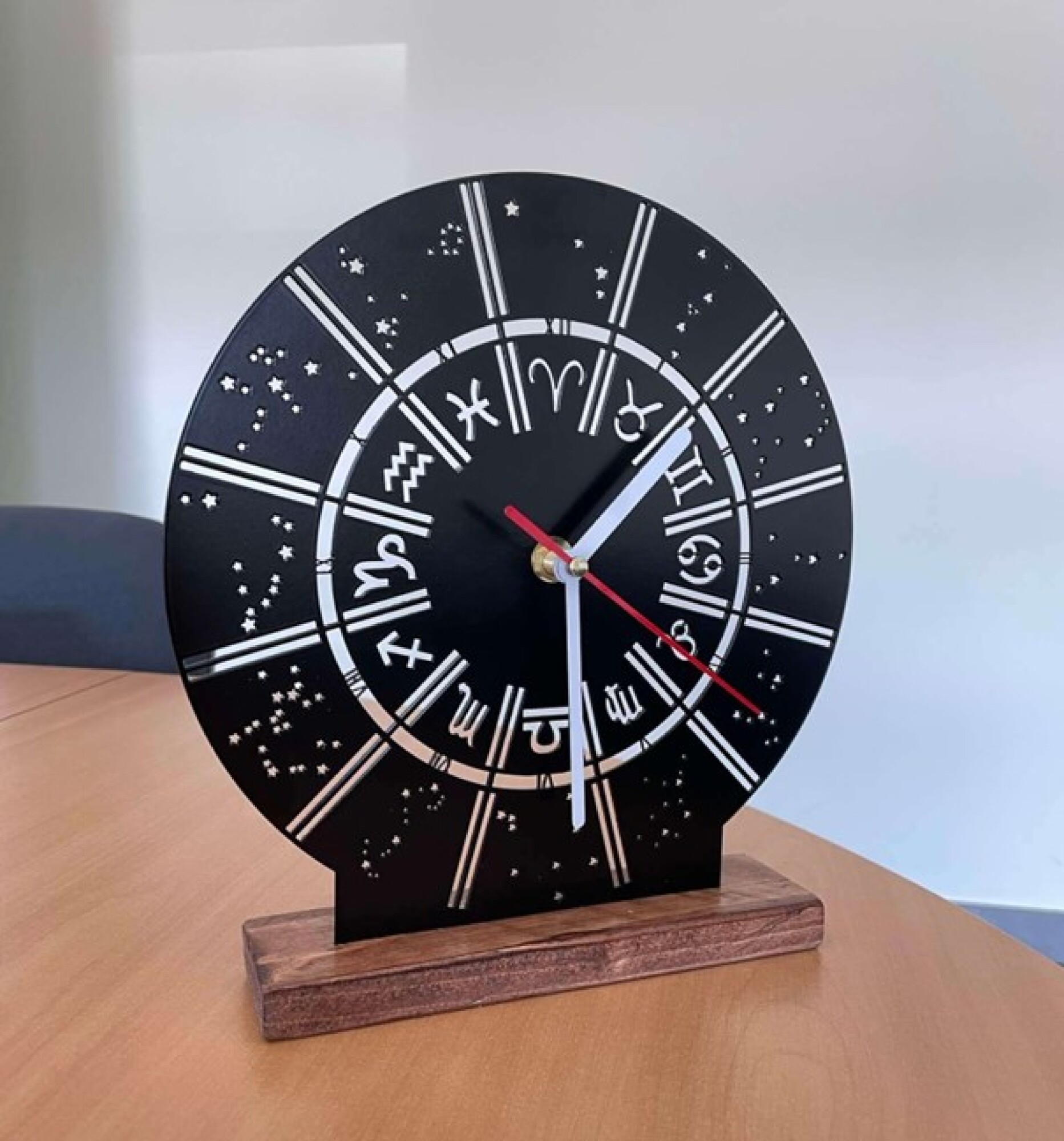 Horloge astro socle