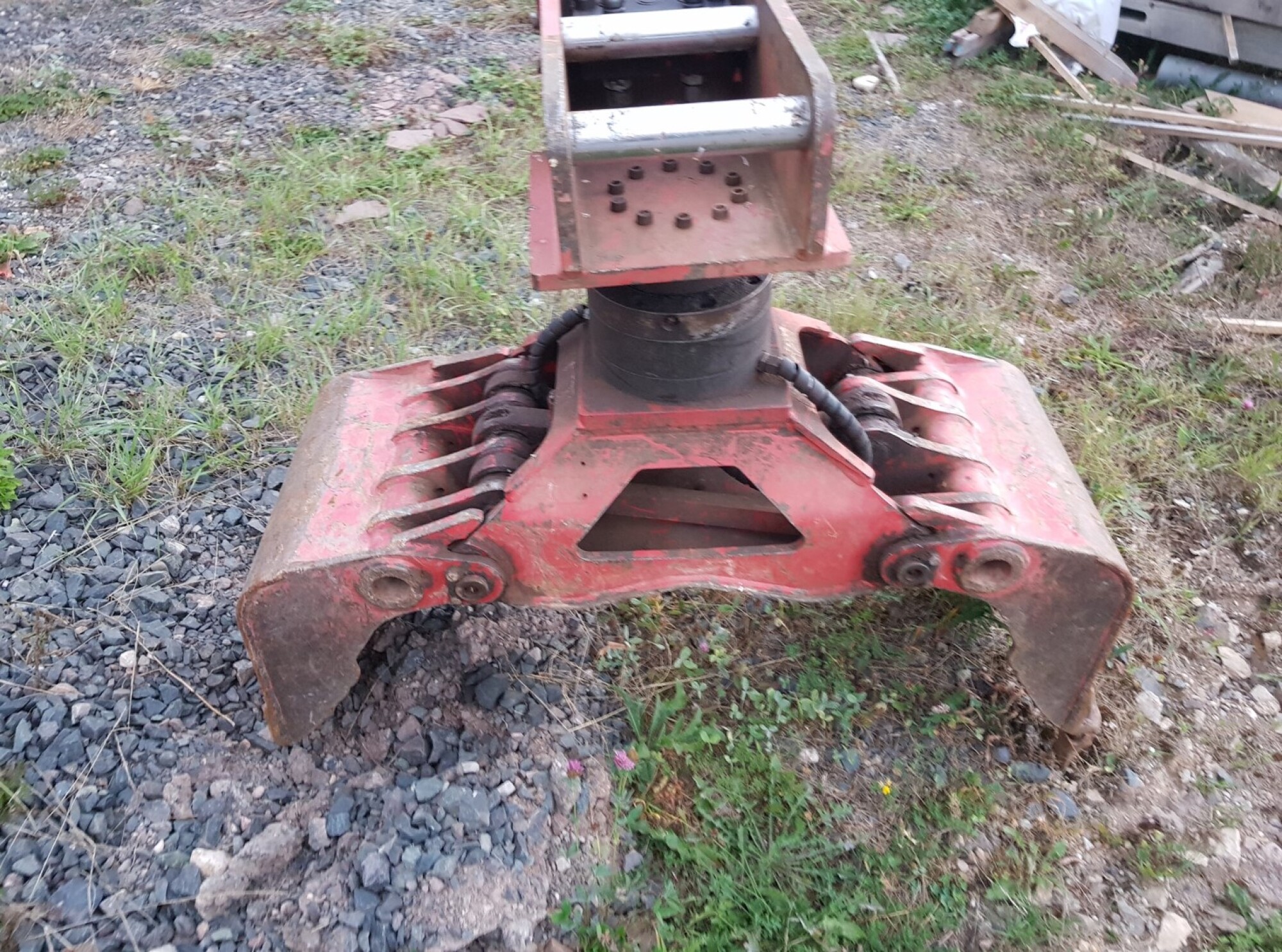 Location pince à enrochement