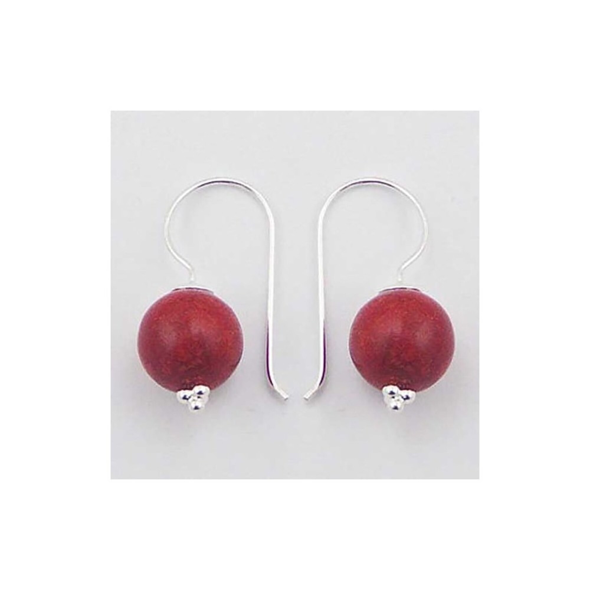 Boucle d'oreilles dormeuse gorgone rouge