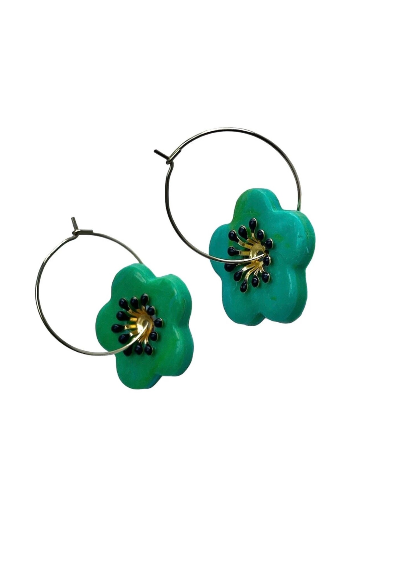 Boucles d'oreilles, créoles fleur verte - Modèle fait main