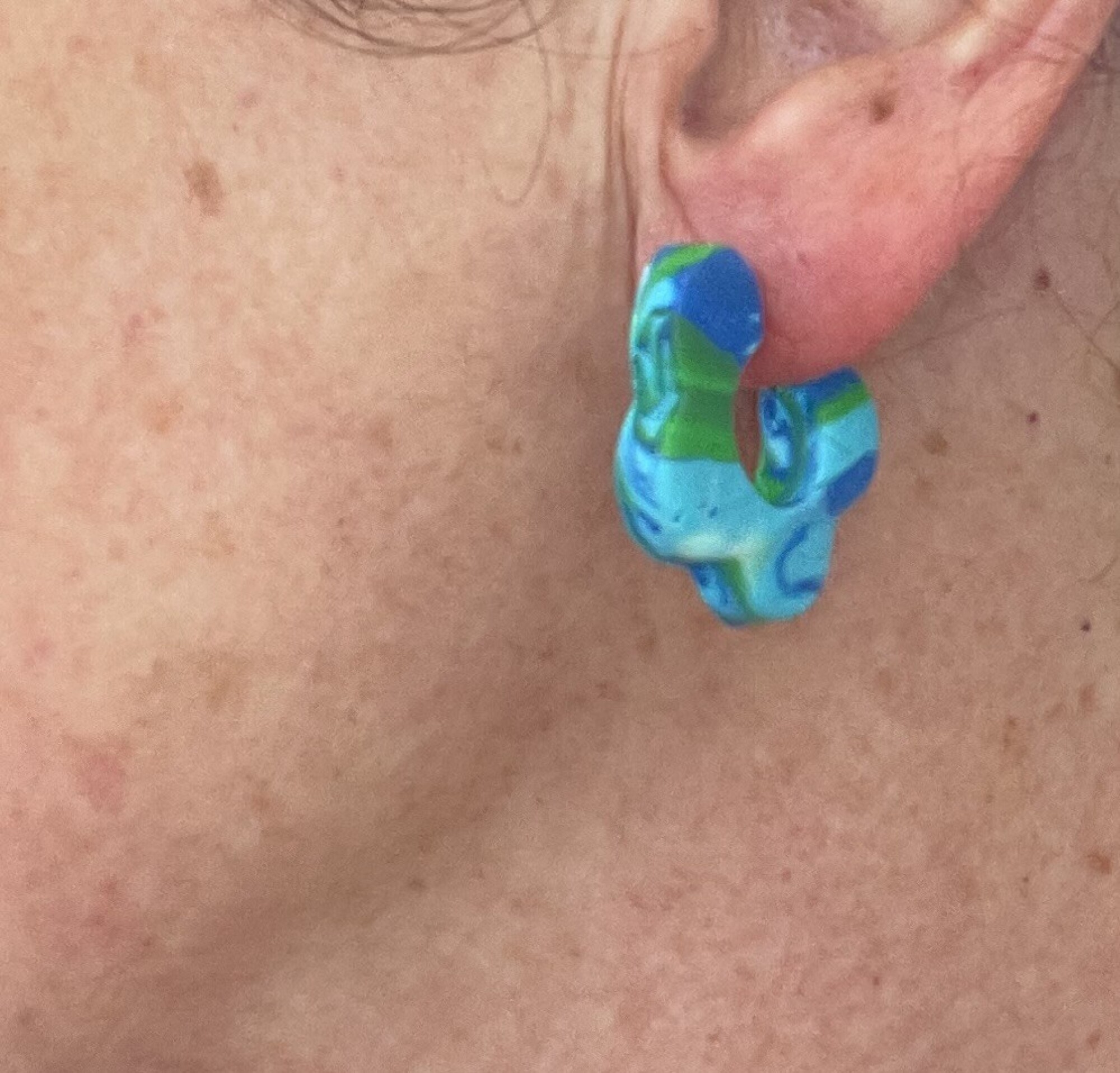 Boucles d'oreilles, créoles fleurs bleues - Modèle fait main