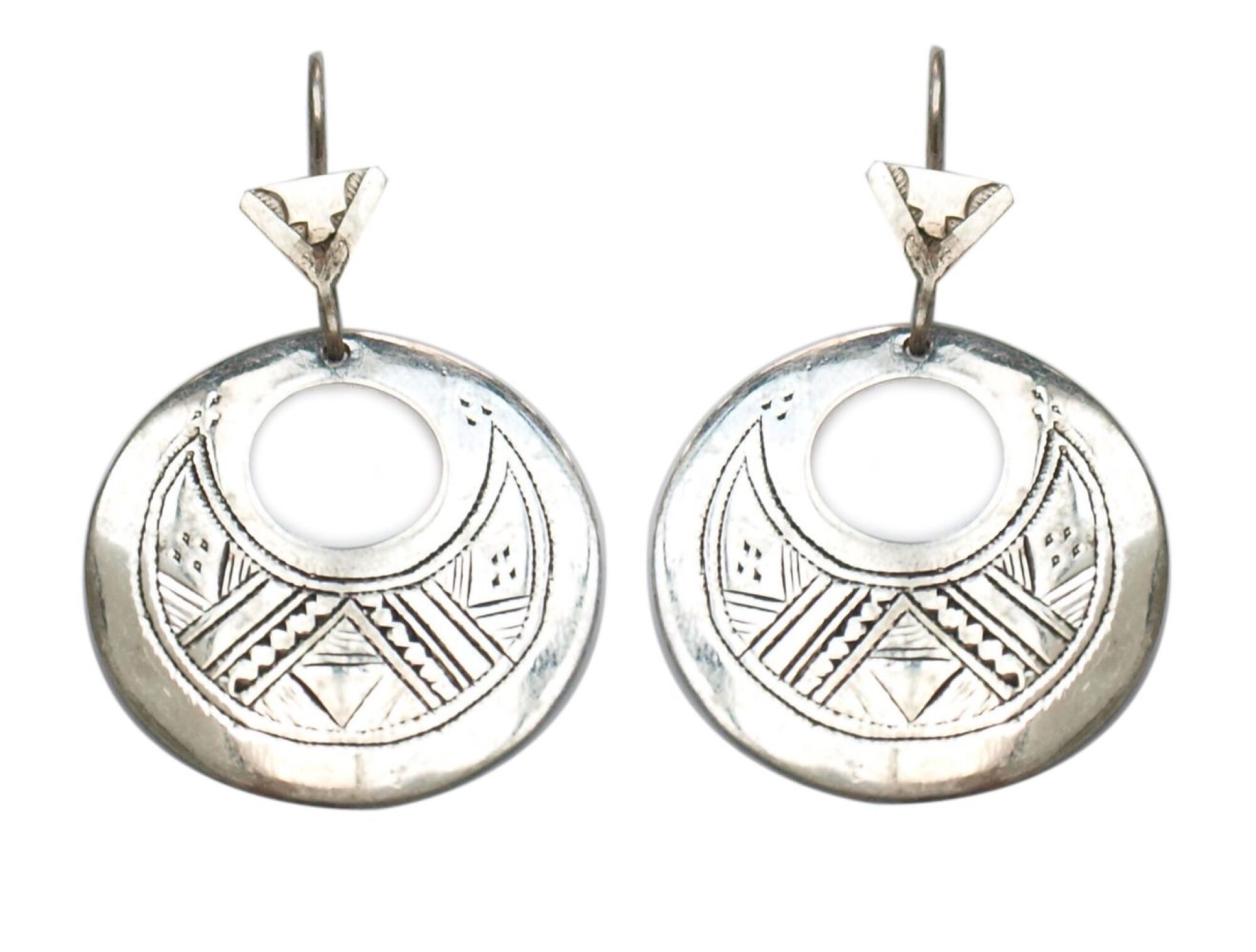 Boucles d'oreilles touareg rondes en argent ciselé