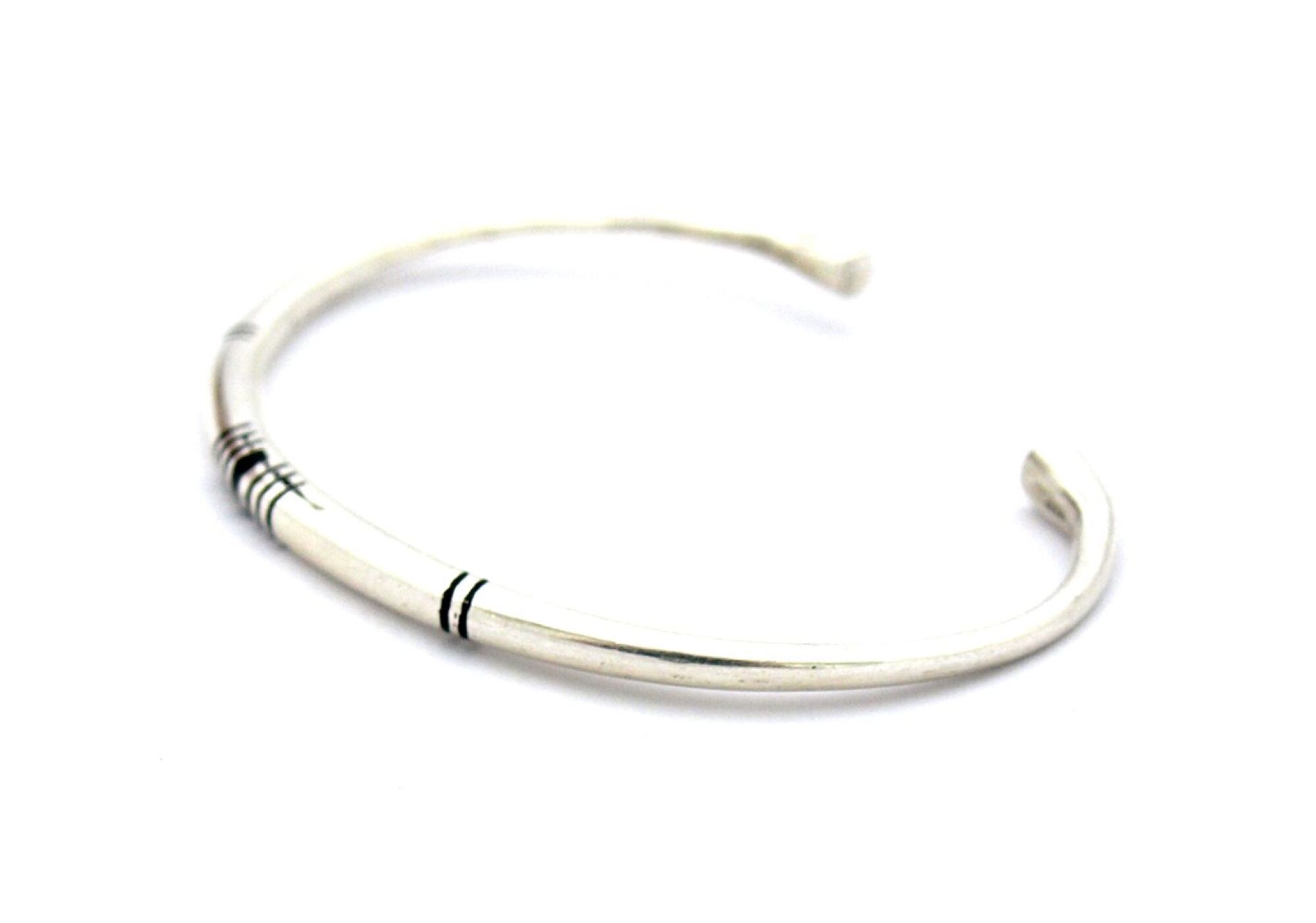 Bracelet arrondi rigide touareg