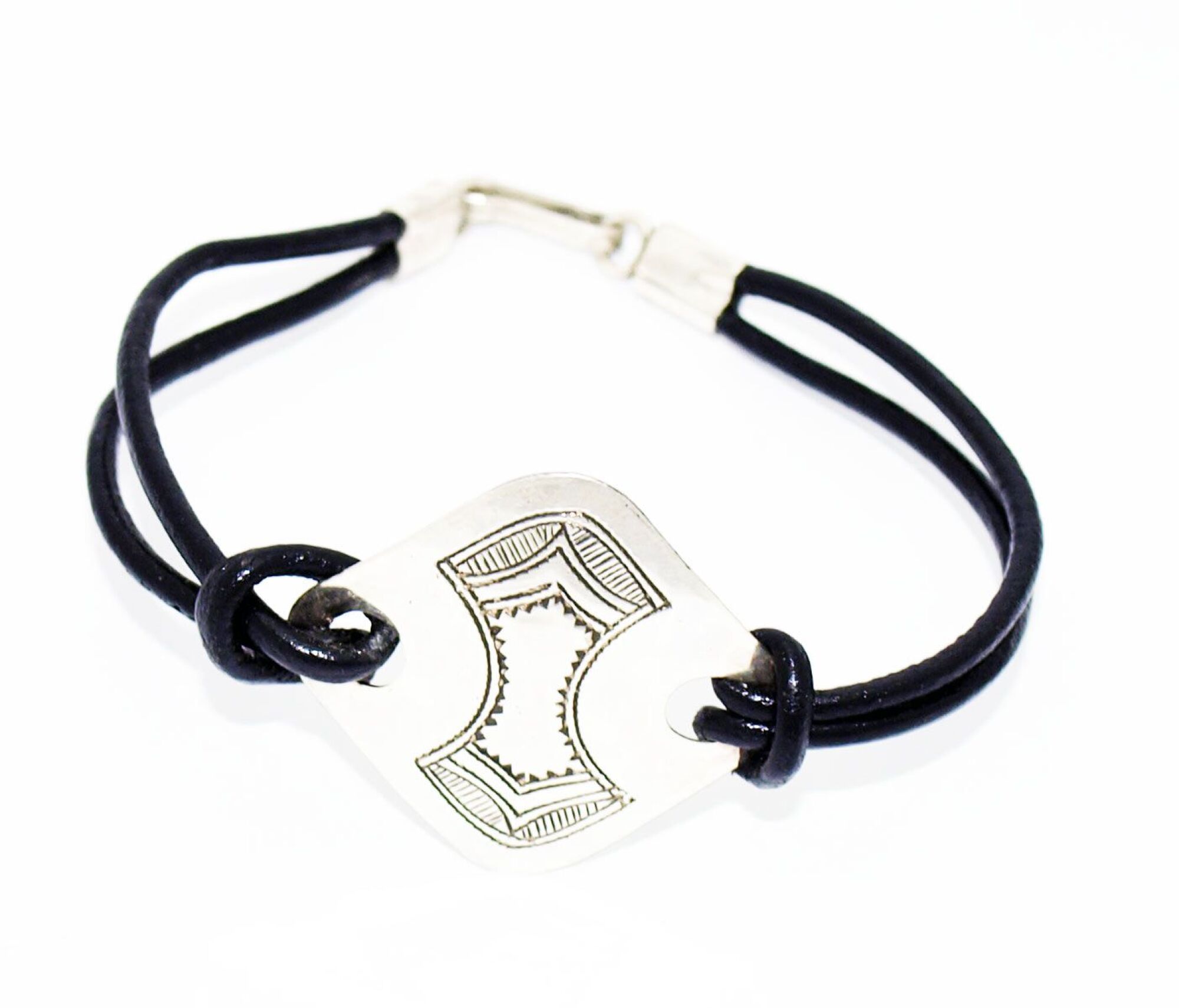 Bracelet cuir et plaque forme losange