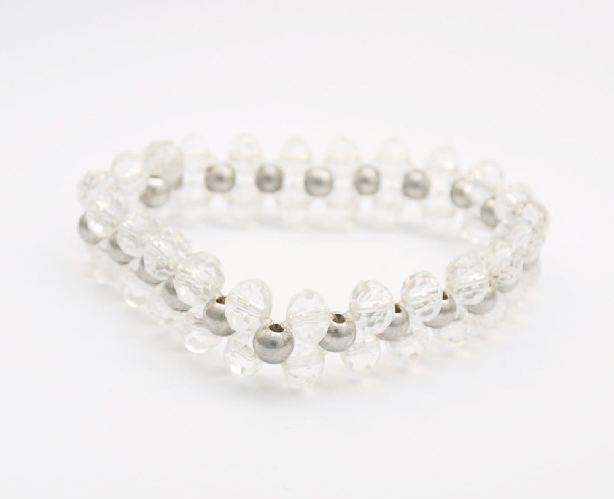 Bracelet élastique en perles de cristal transparent et perles argenté