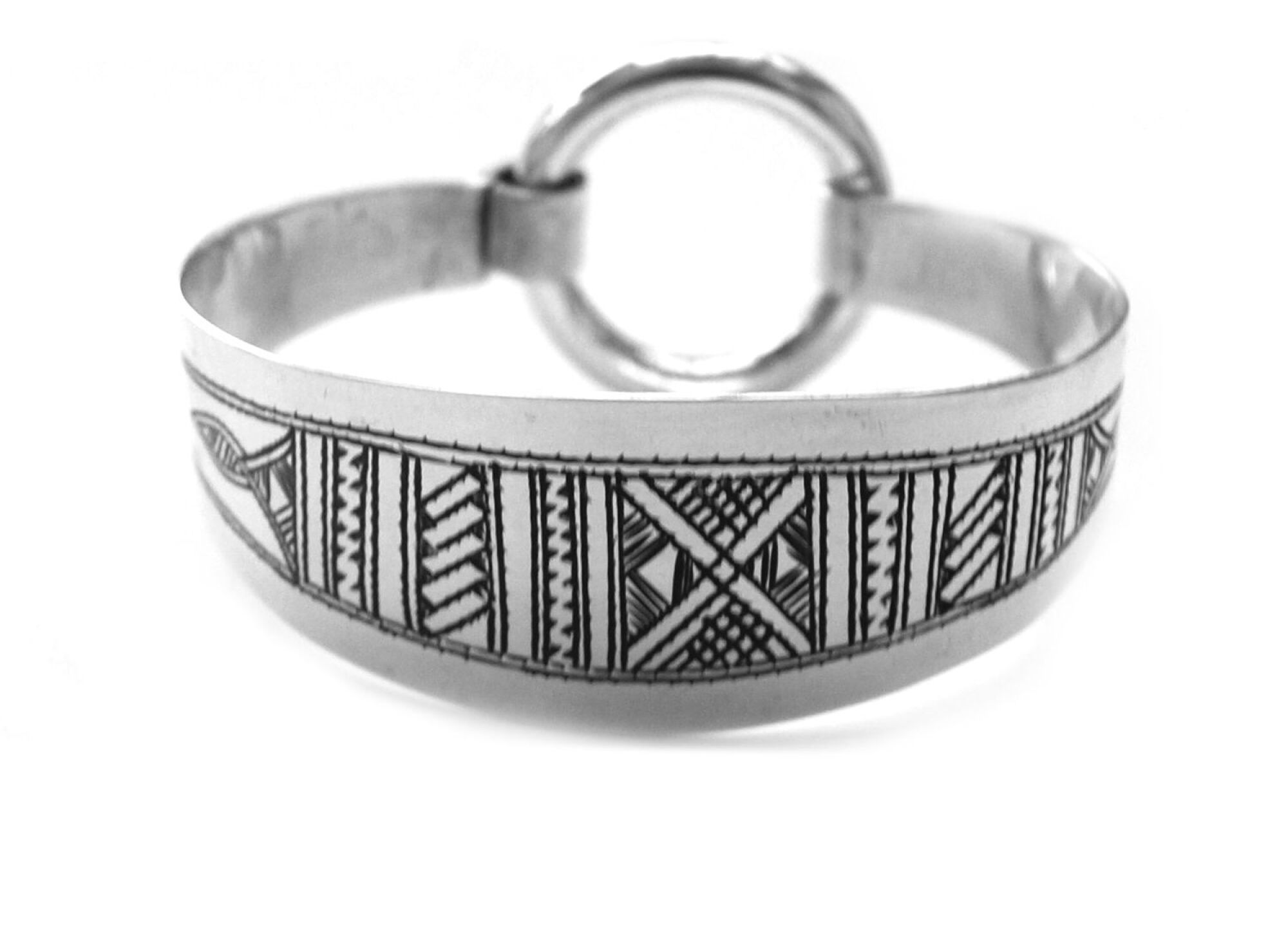 Bracelet large ethnique en argent