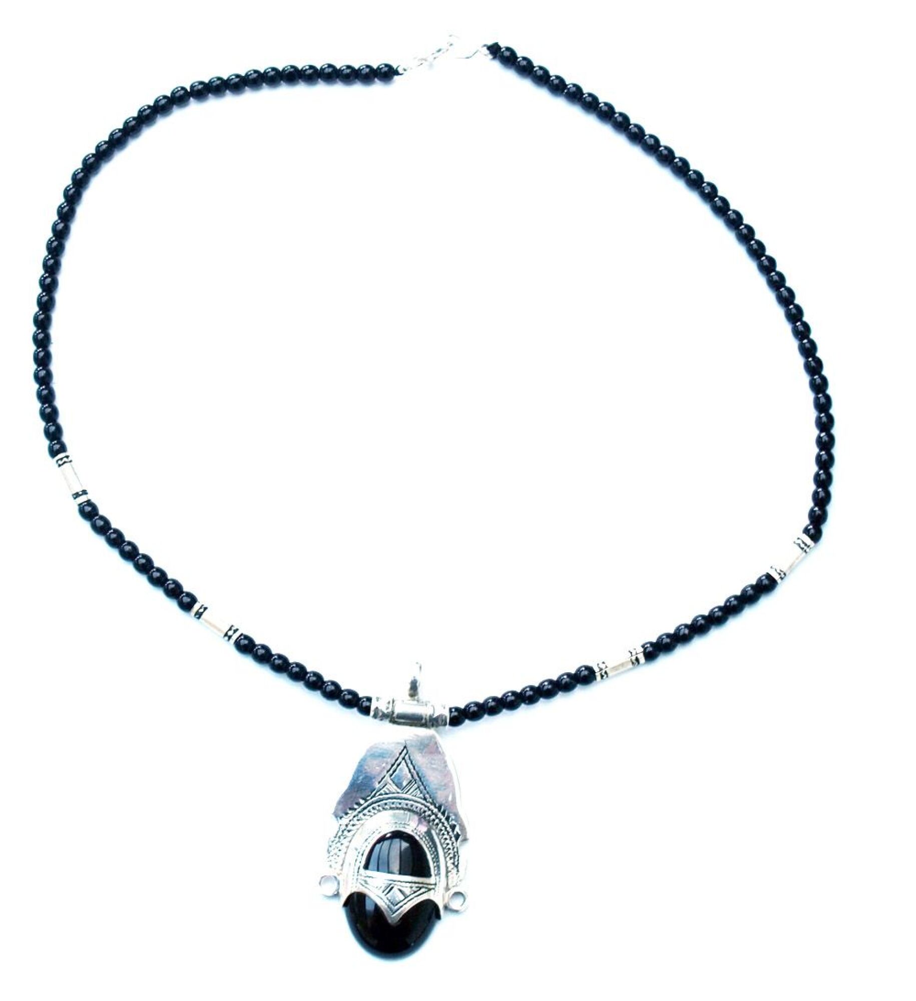 Collier touareg déesse tradition berbère