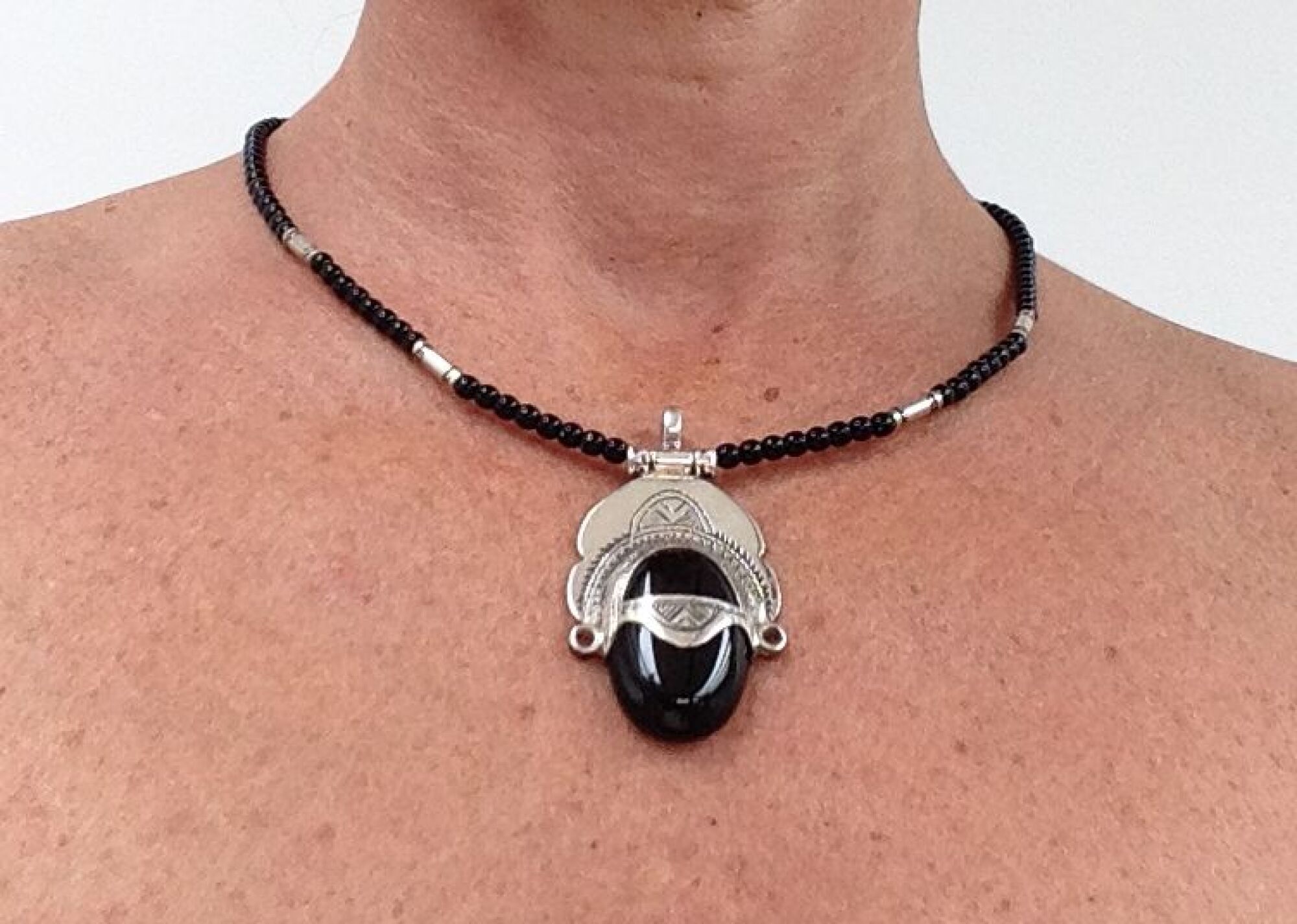 Collier touareg déesse tradition berbère