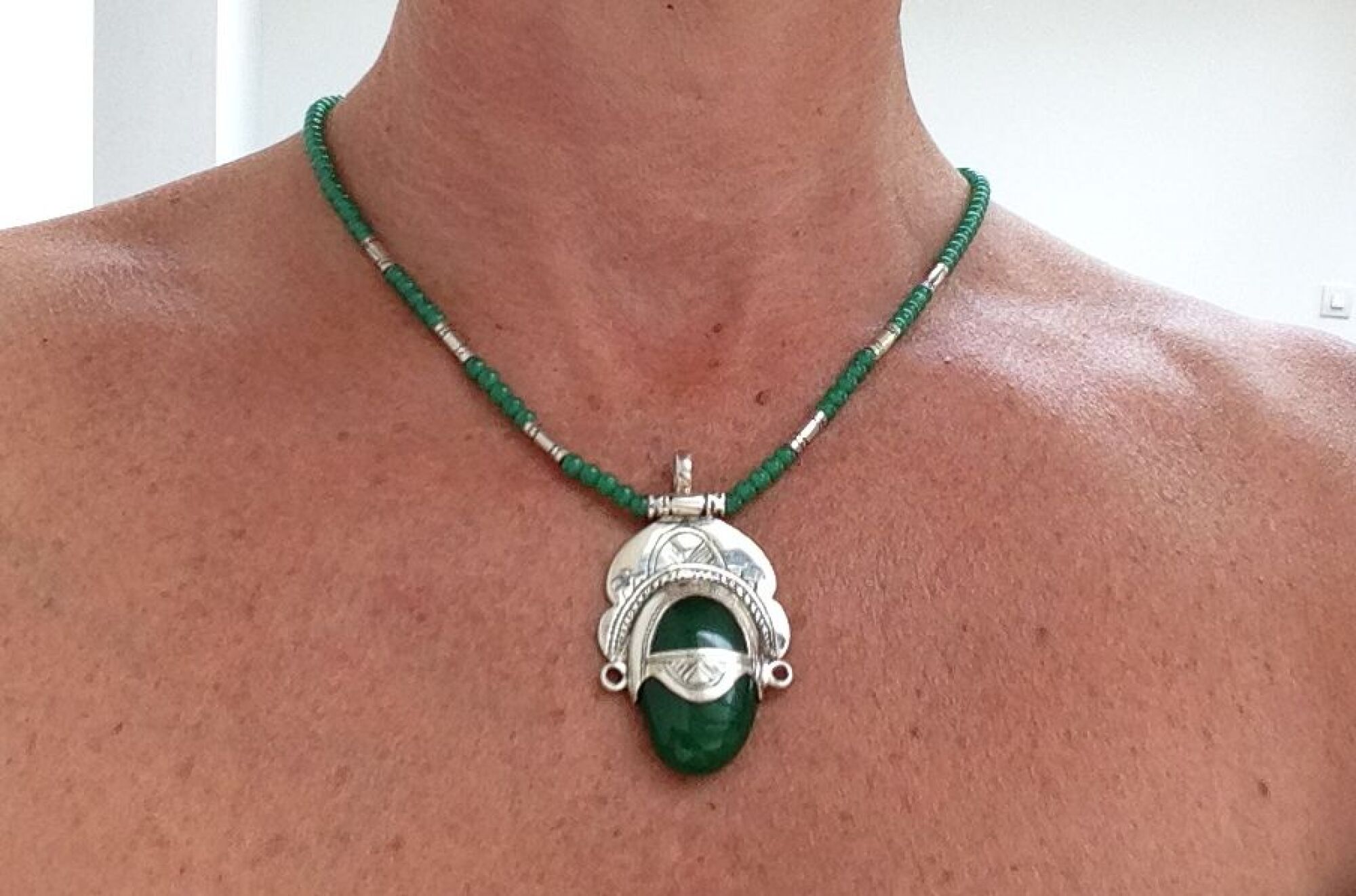 Collier touareg déesse vert fait main
