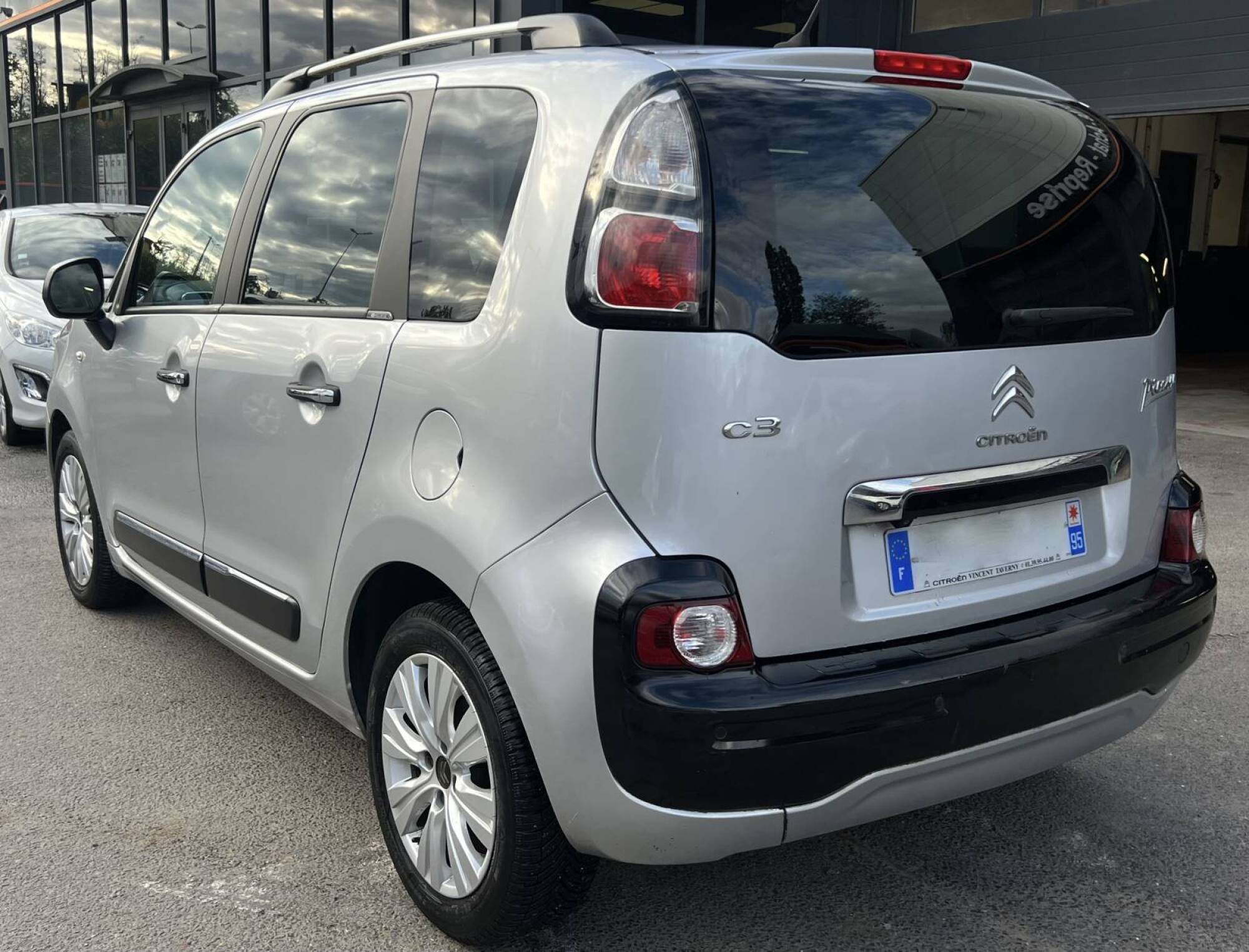 Citroën C3 Picasso Phase 2 II exclusive 1.2 110 CV