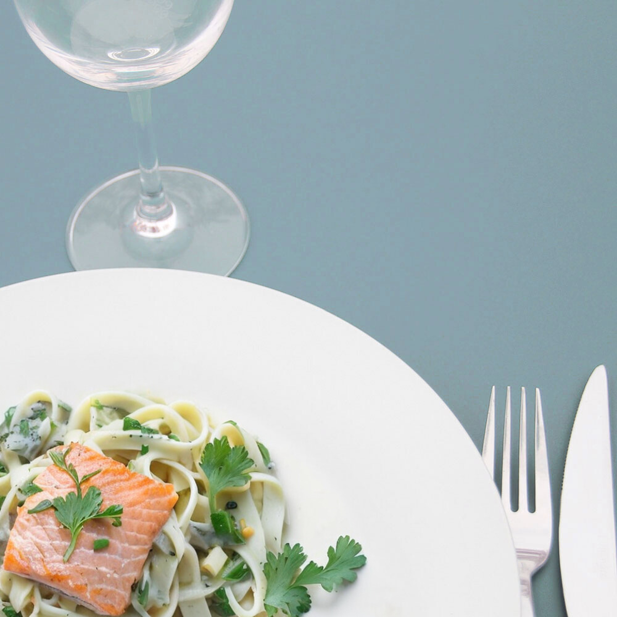 Mange-debout 60x60cm - modèle Bazila bleu cèdre