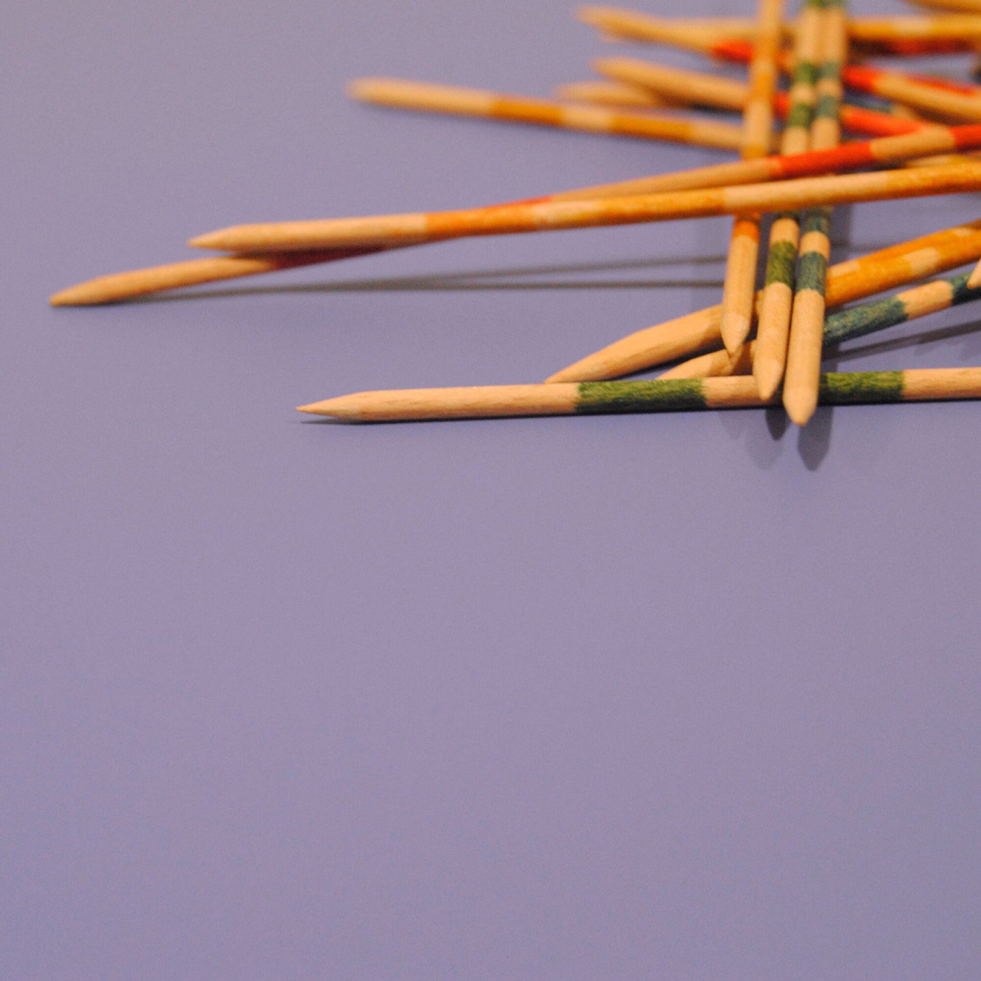 Mange-debout 60x60cm - modèle Bazila bleu note chants bois