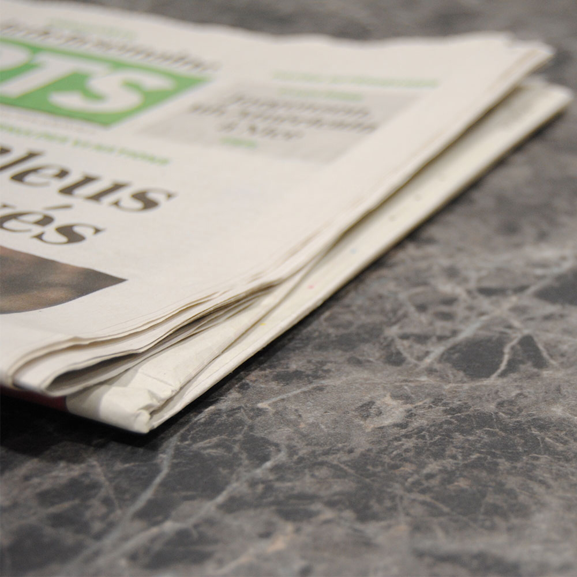 Mange-debout 60x60cm - modèle Milan marbre indra