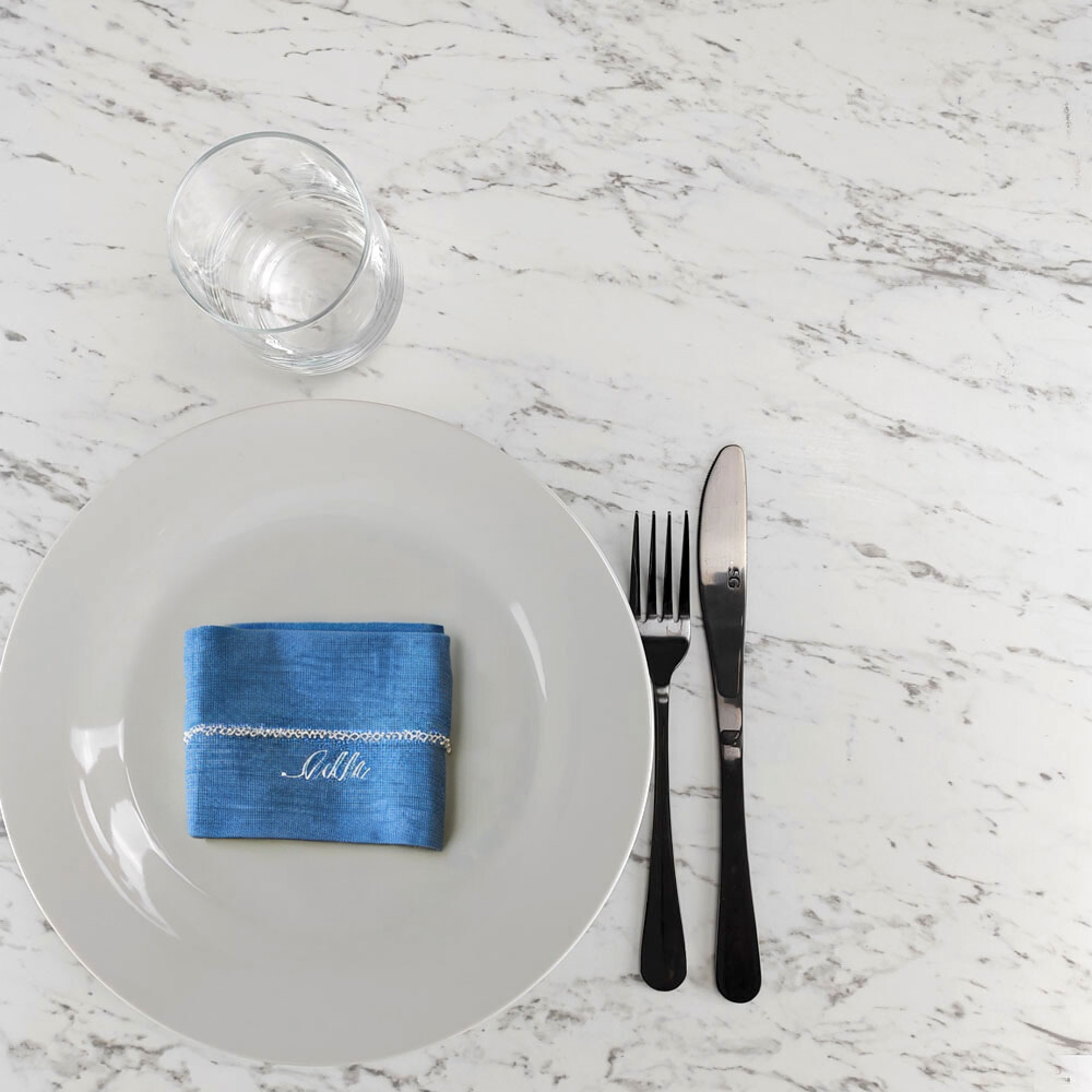 Plateau 60x60 decor marbre calacata