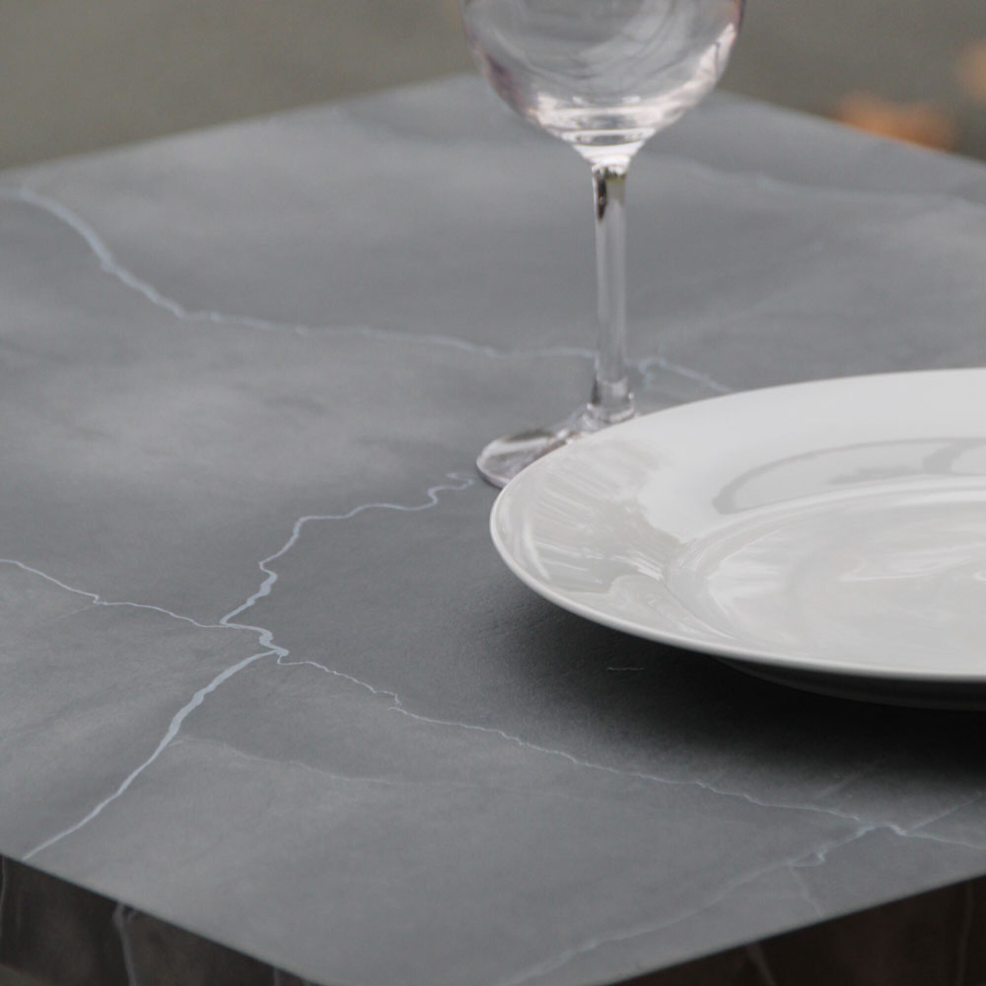 Table 120x70cm - modèle Round blanc lune bleue