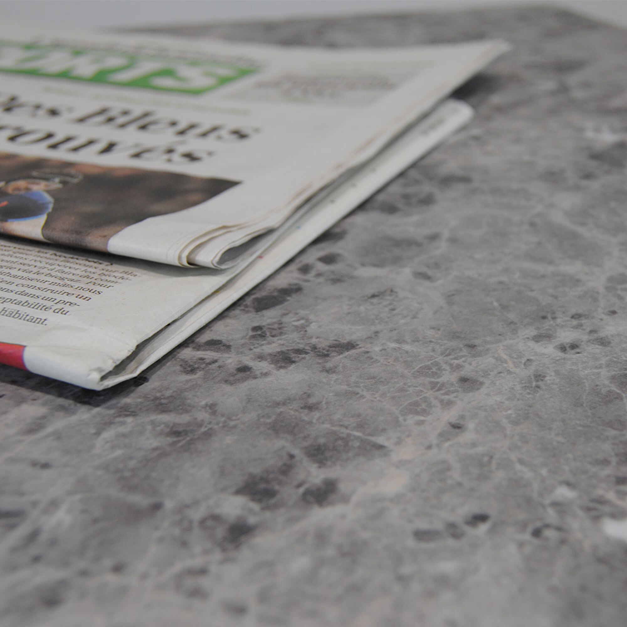 Table 70x70cm - modèle Milan marbre nabu