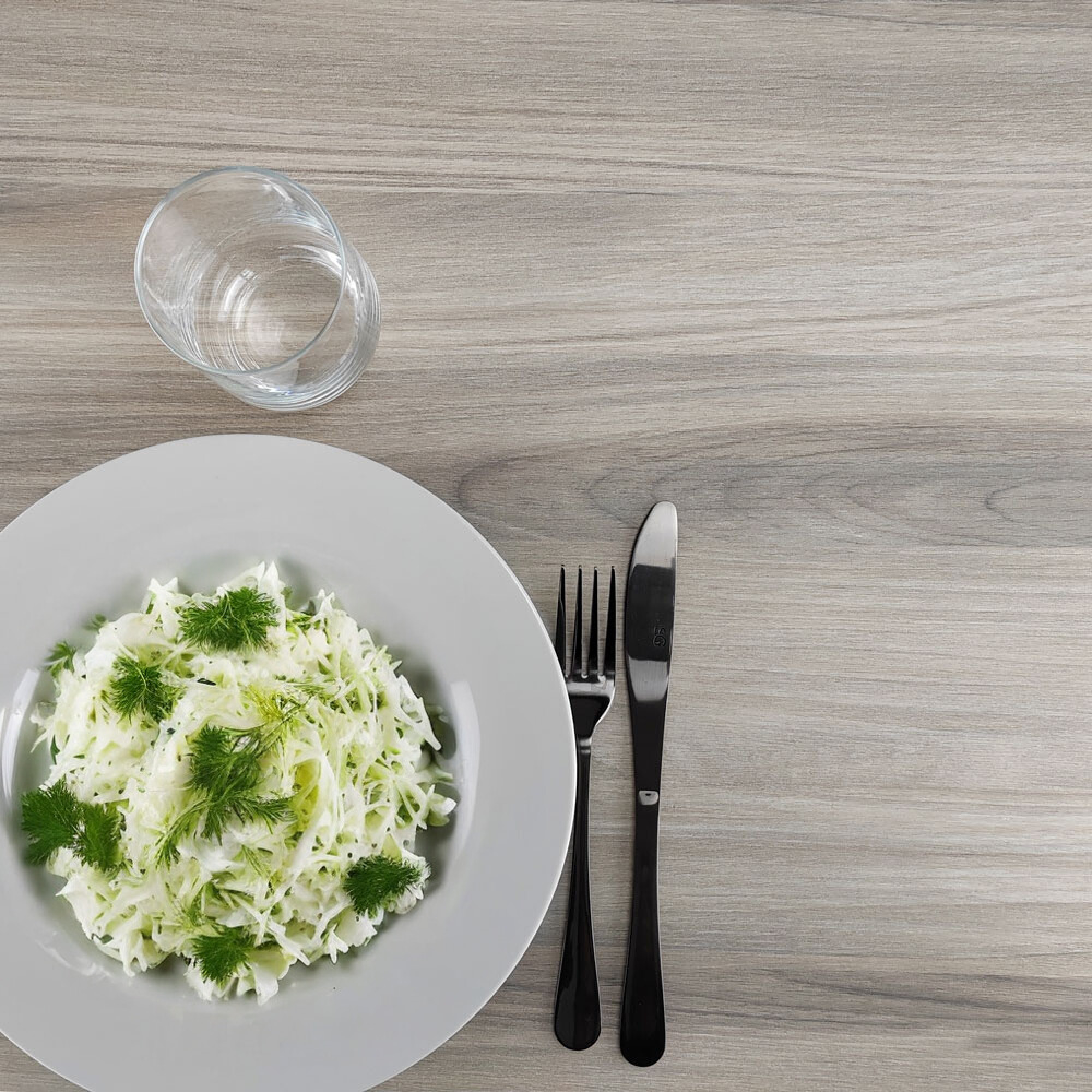 Table 70x70cm - modèle Round pied blanc chêne tages