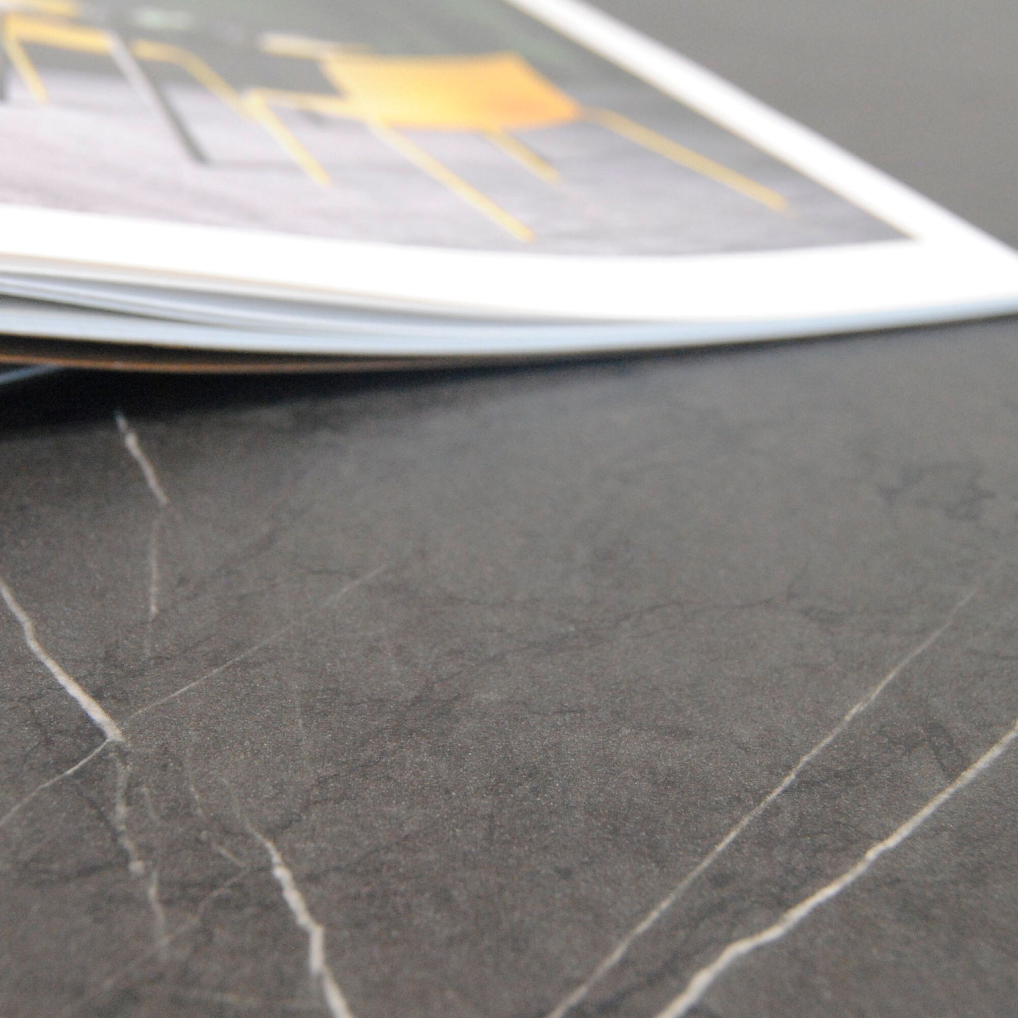 Table 70x70cm Rome bistrot pierre noire