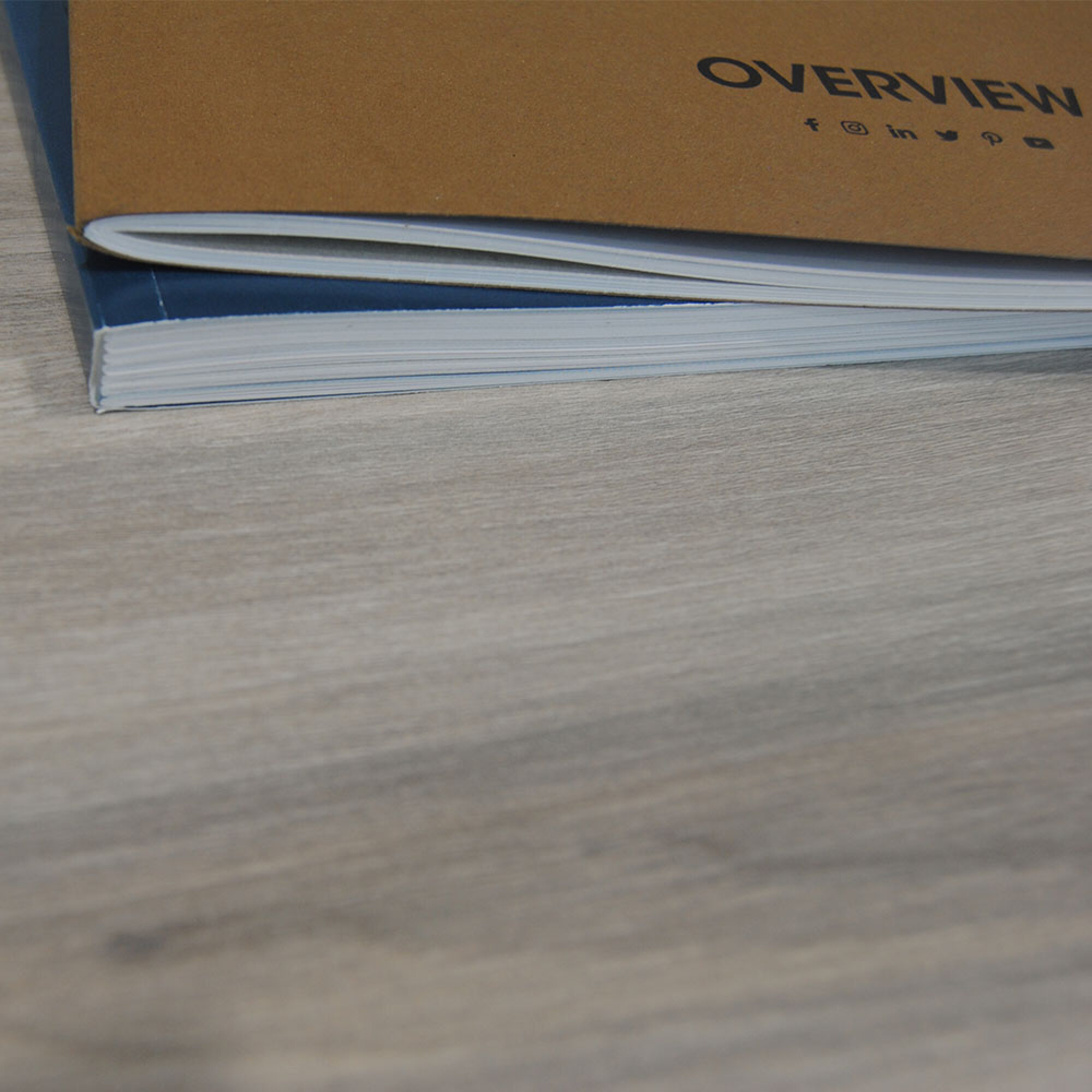 Table Ø120cm - modèle Rome chêne tage