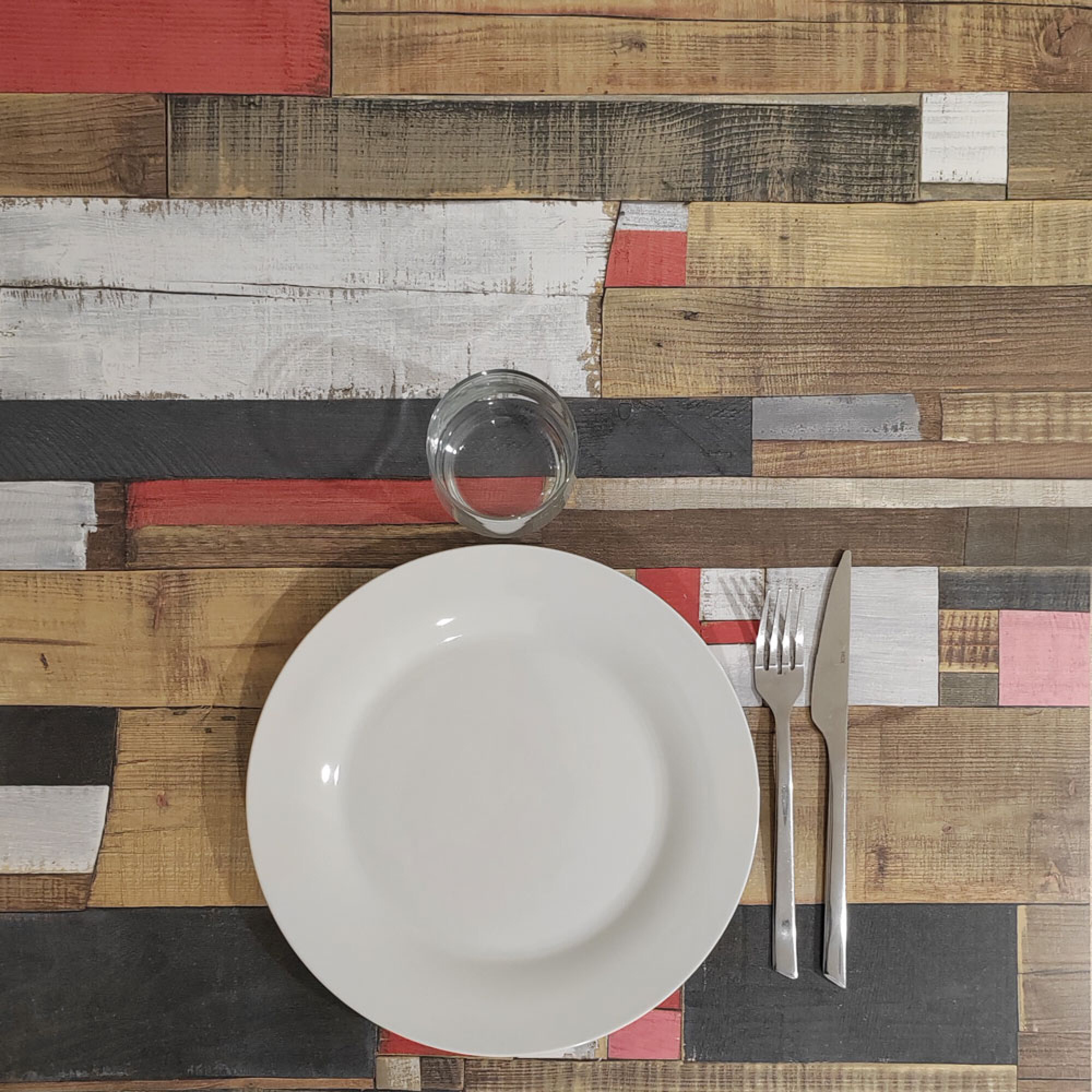 Table Ø70cm - modèle Round pied blanc redden wood