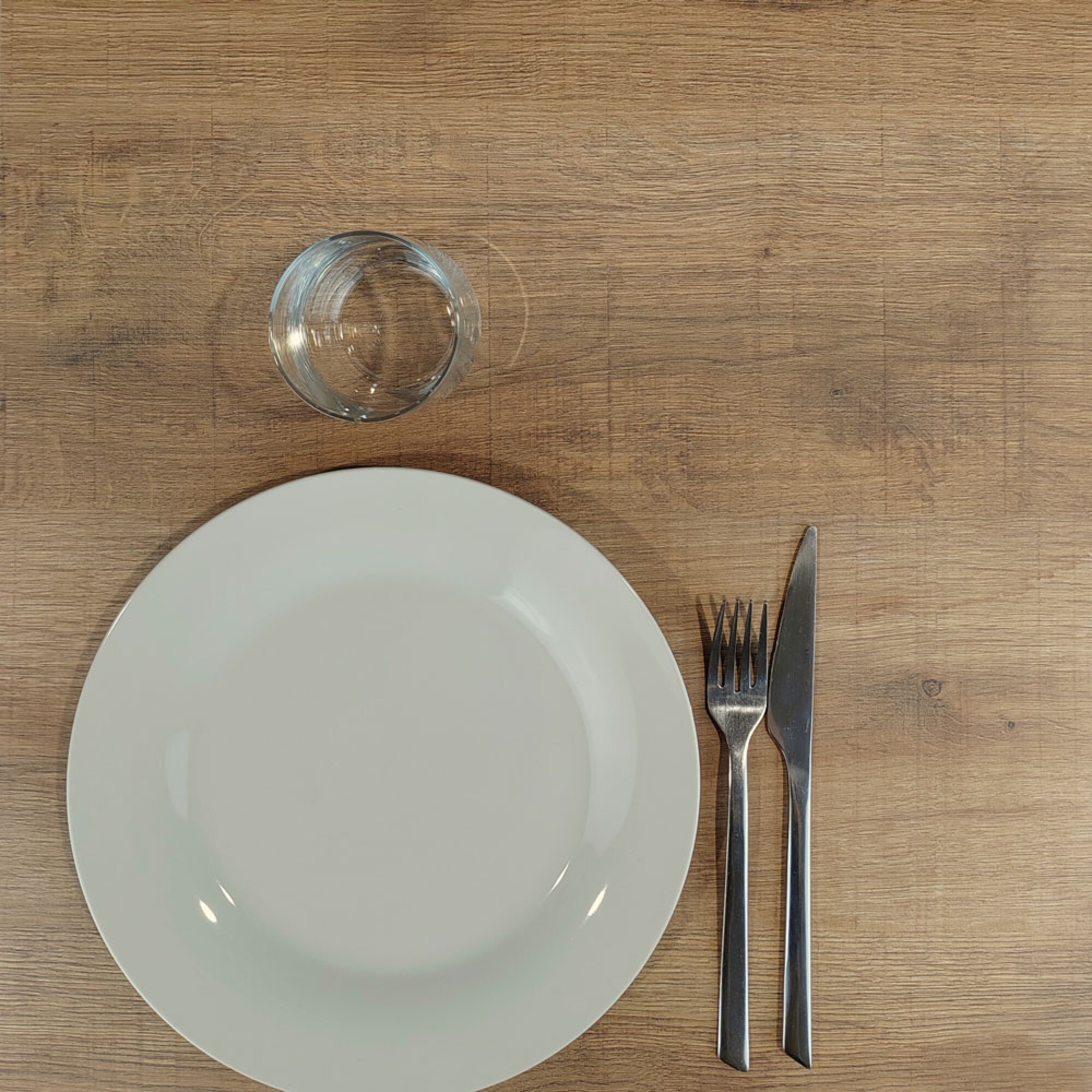 Table ronde Ø80cm - modèle Bazila tanin clair