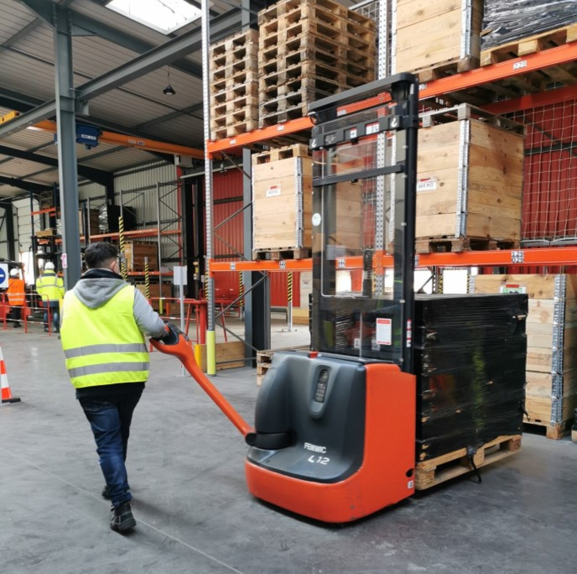 Formation CACES R485 Gerbeur à conducteur accompagnant