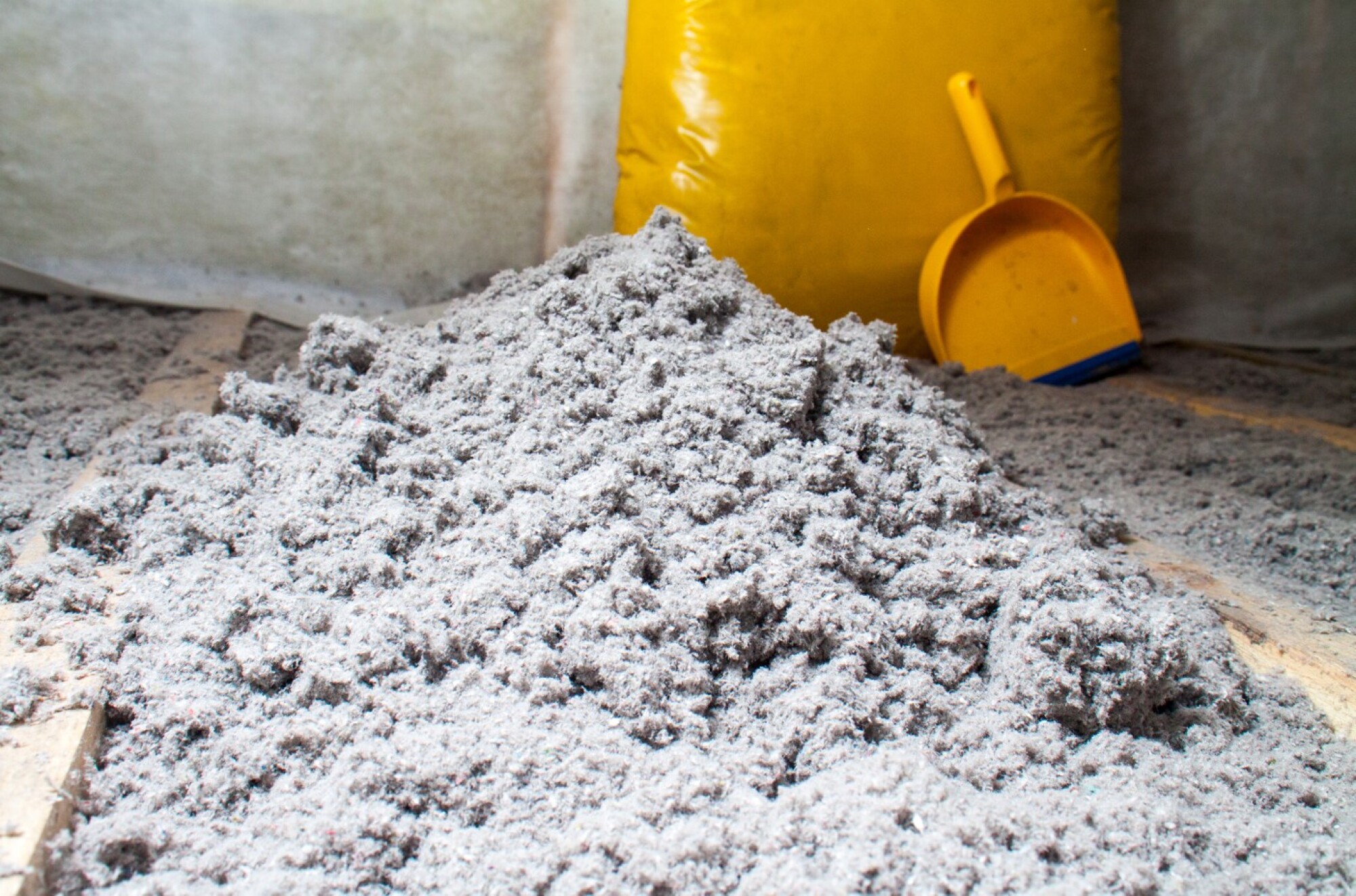 Isolation par soufflage ouate de cellulose