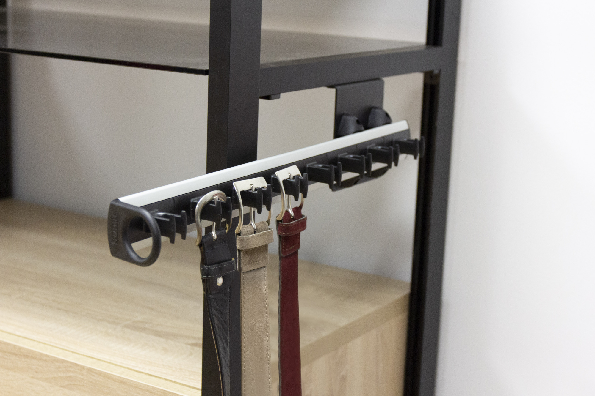 Porte ceintures coulissant