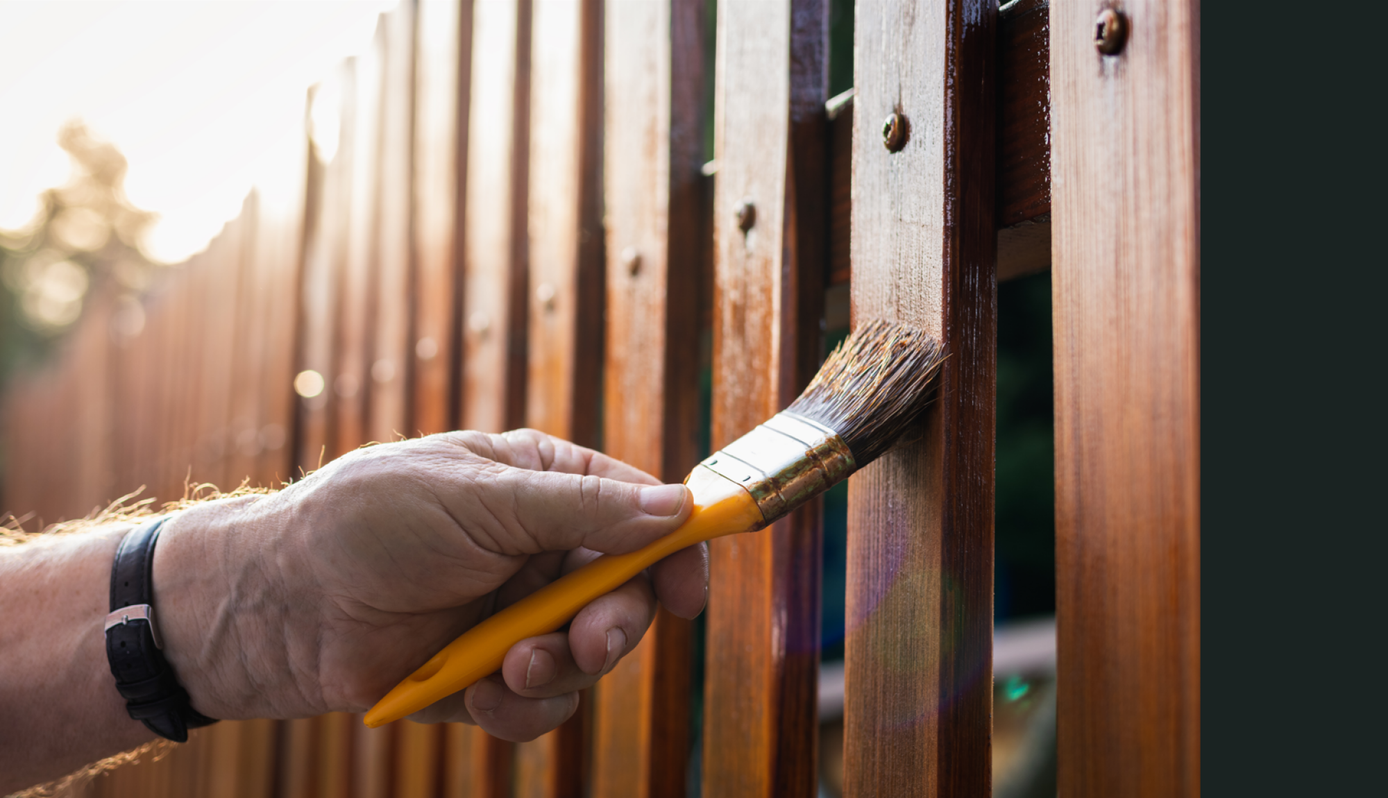 Application peinture extérieure pour clôtures