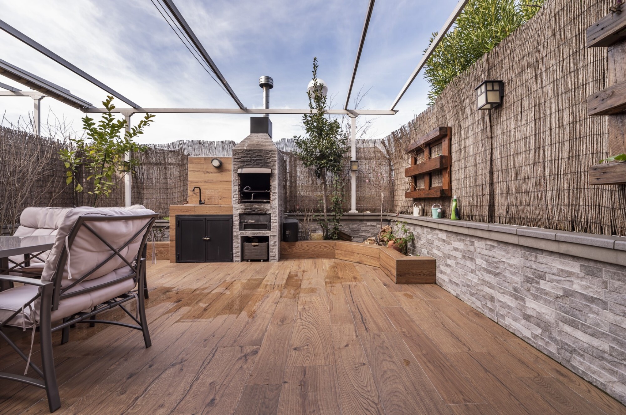 Terrasse sur poteaux