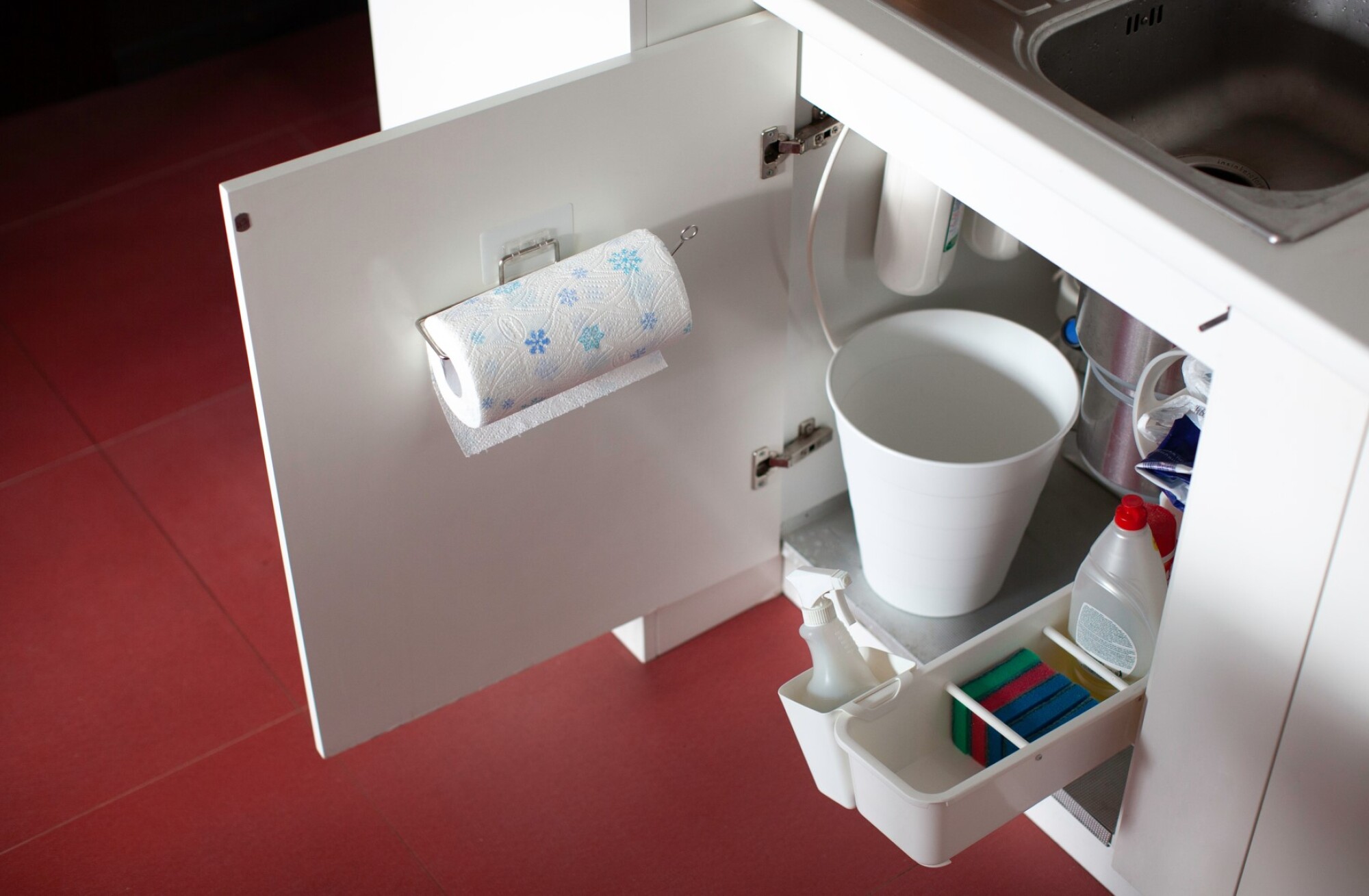 Aménagement de rangement sous évier