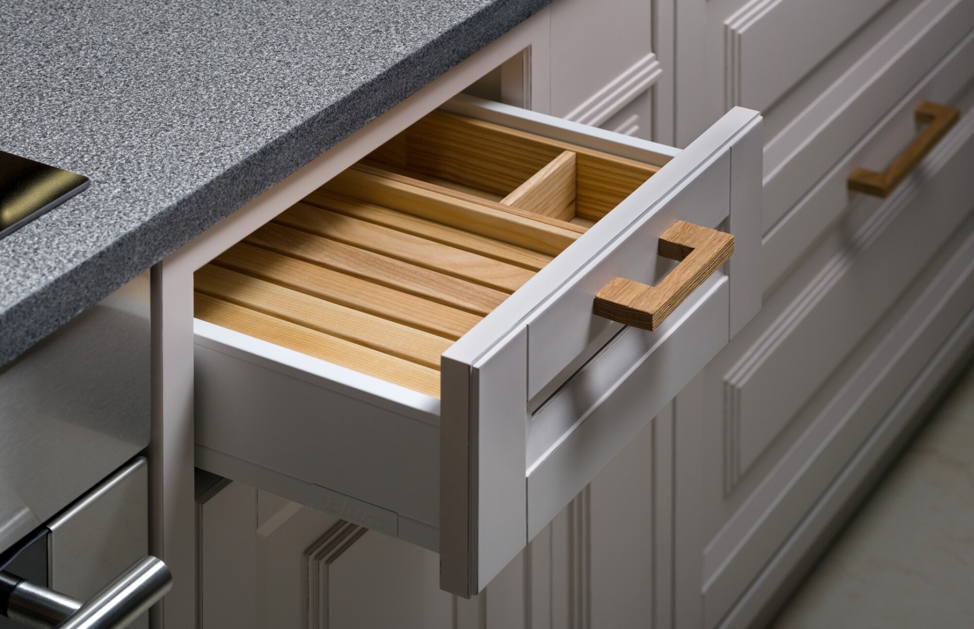 Installation de rail porte ustensiles