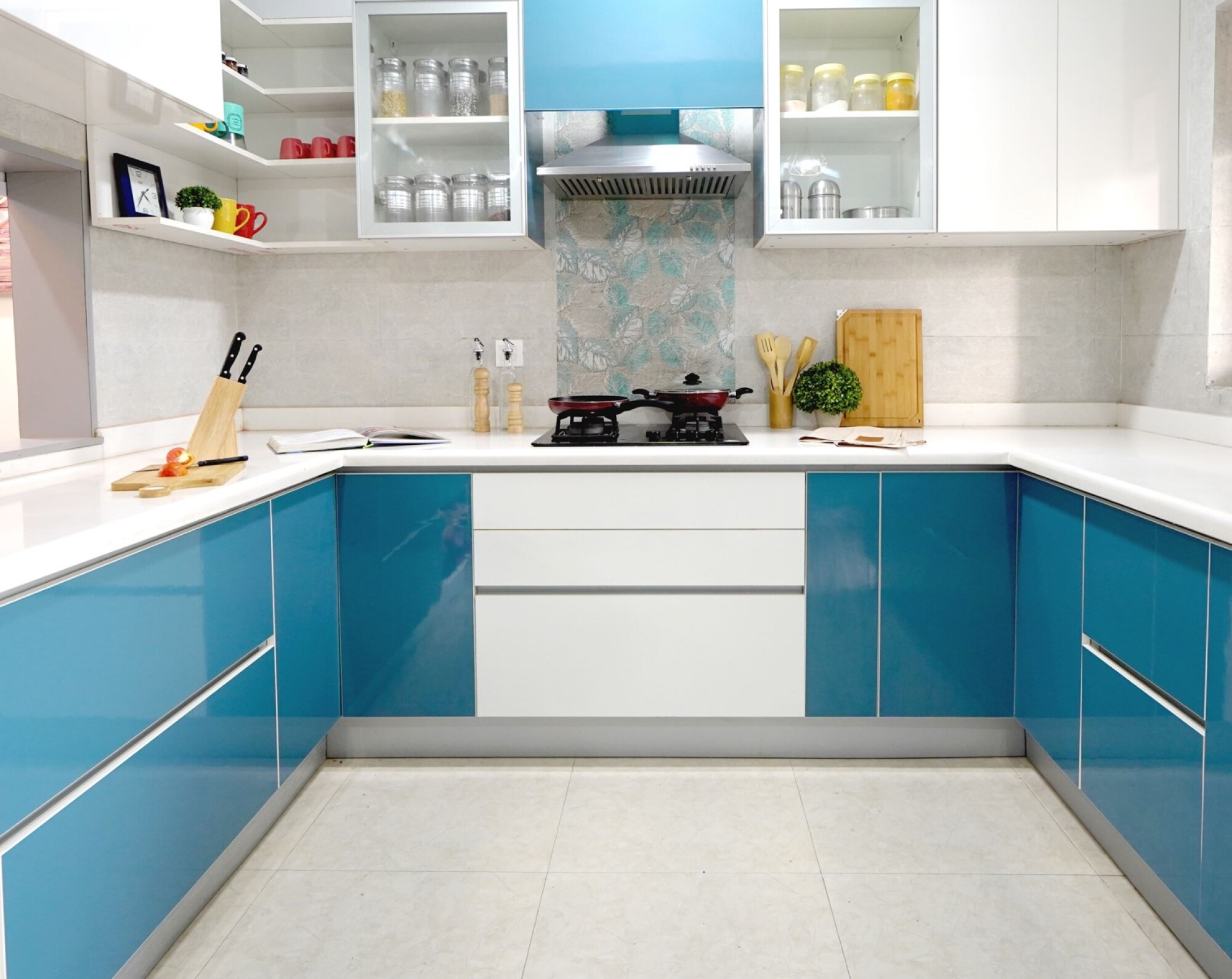 Montage de meubles de coin