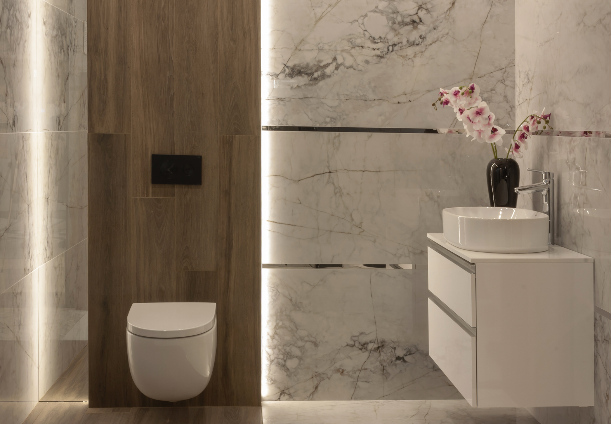 Installation d'une cuvette pour WC suspendu