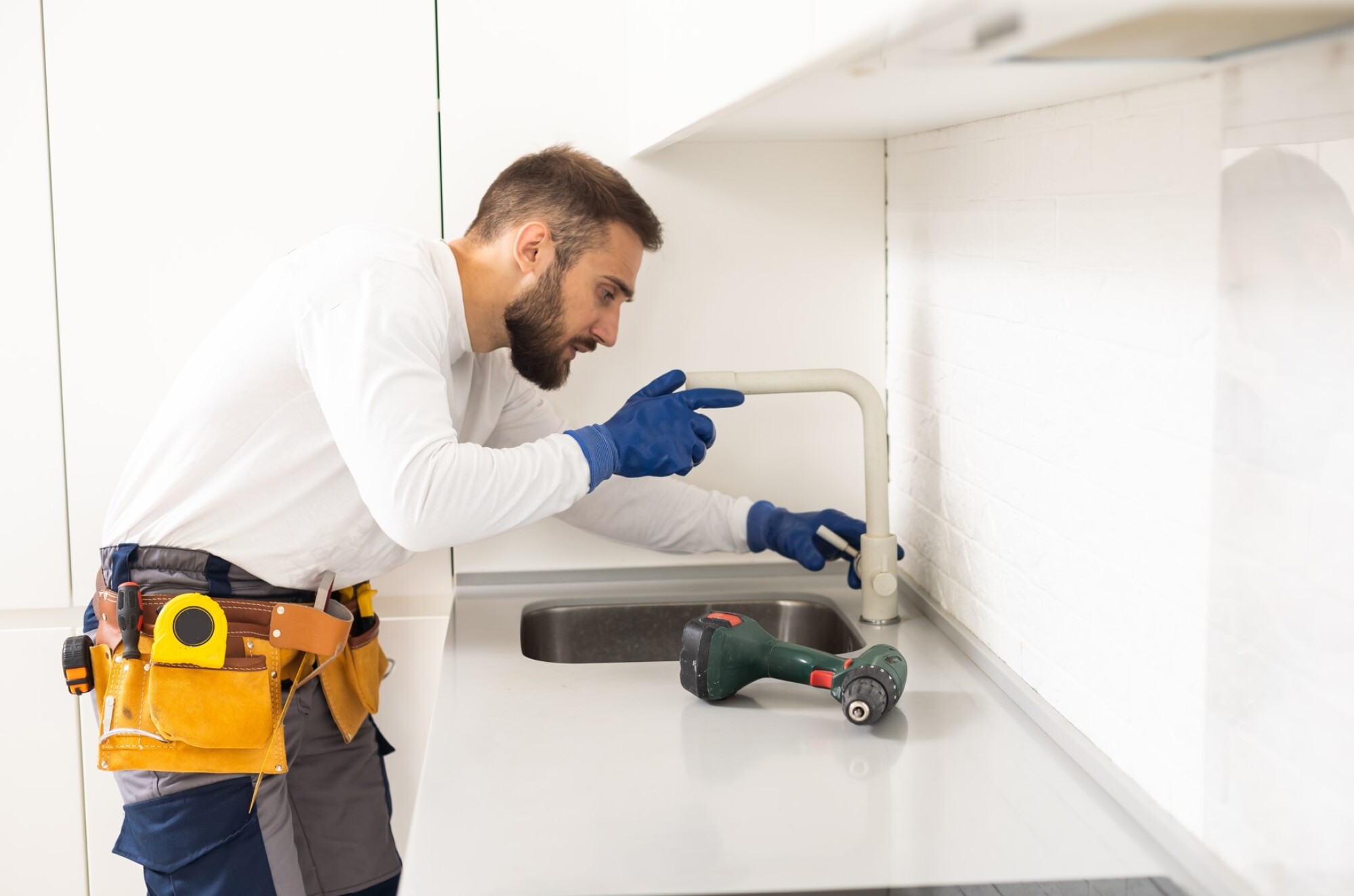 Pose robinetterie de cuisine