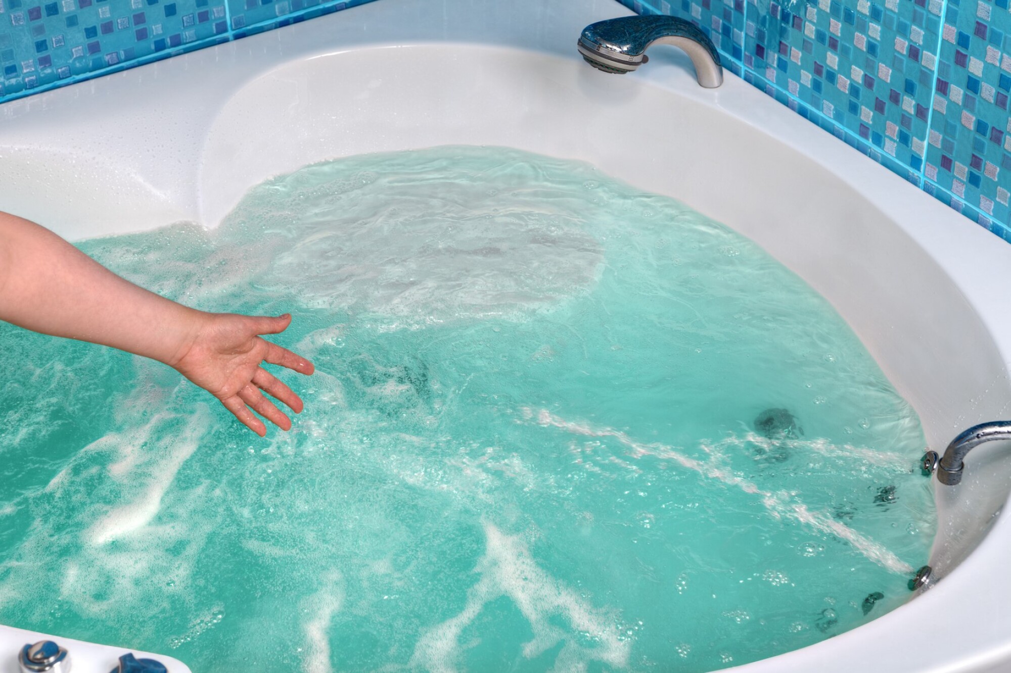 Pose baignoire avec jets d'eau